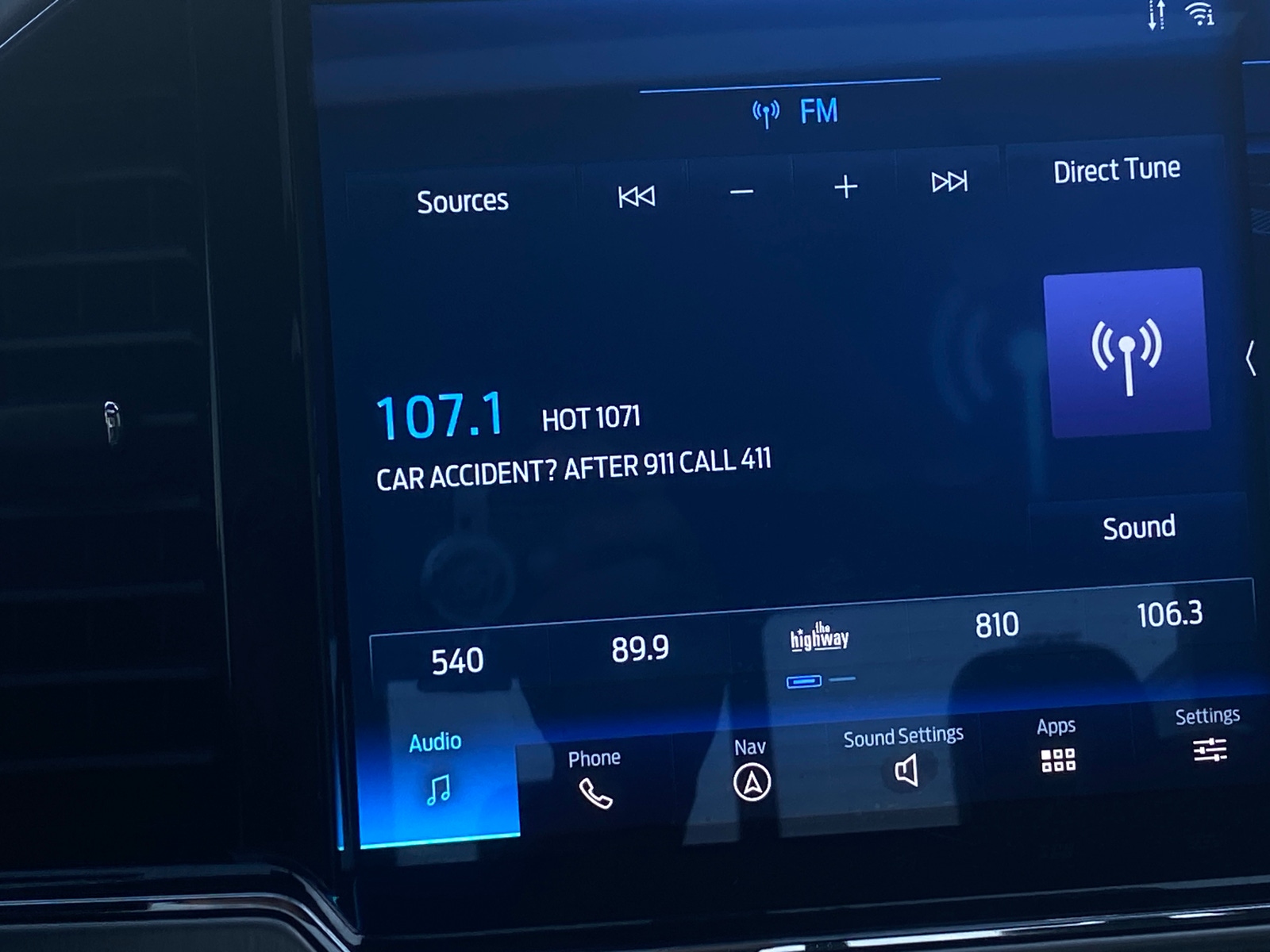 Thumbnail: 2022 Ford Econoline - 3