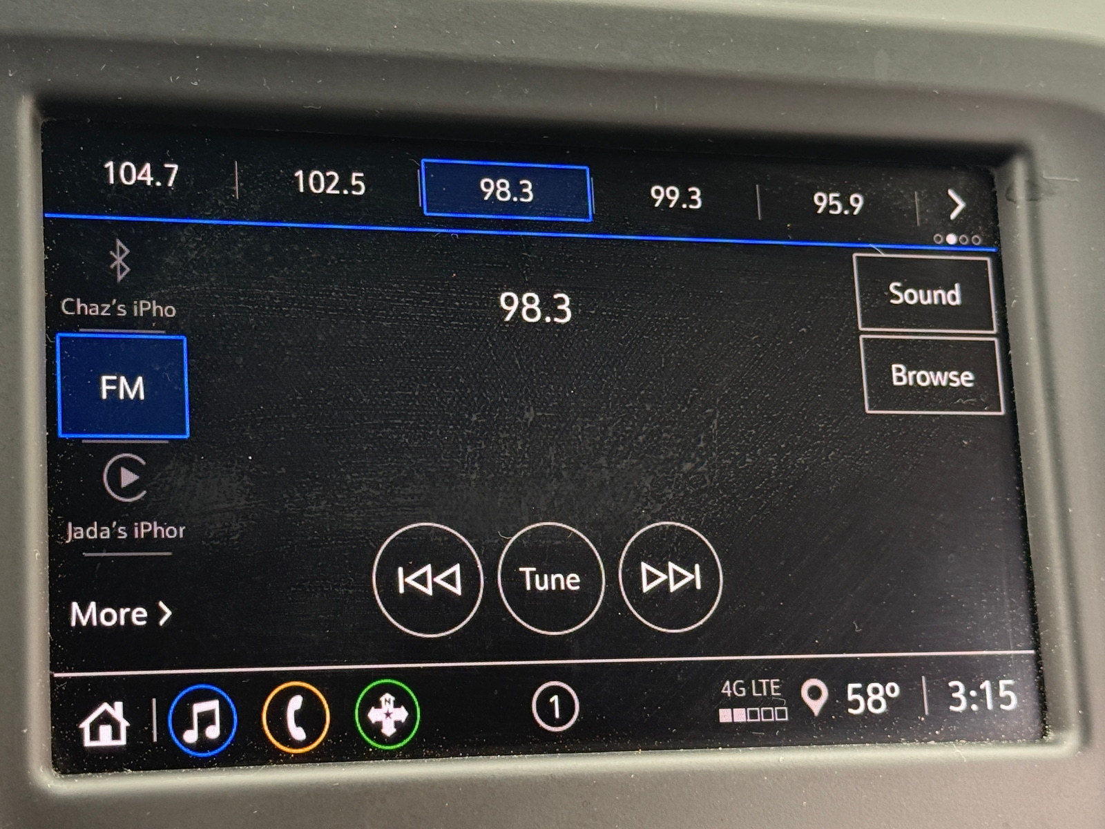 Thumbnail: 2023 Chevrolet Equinox - 4