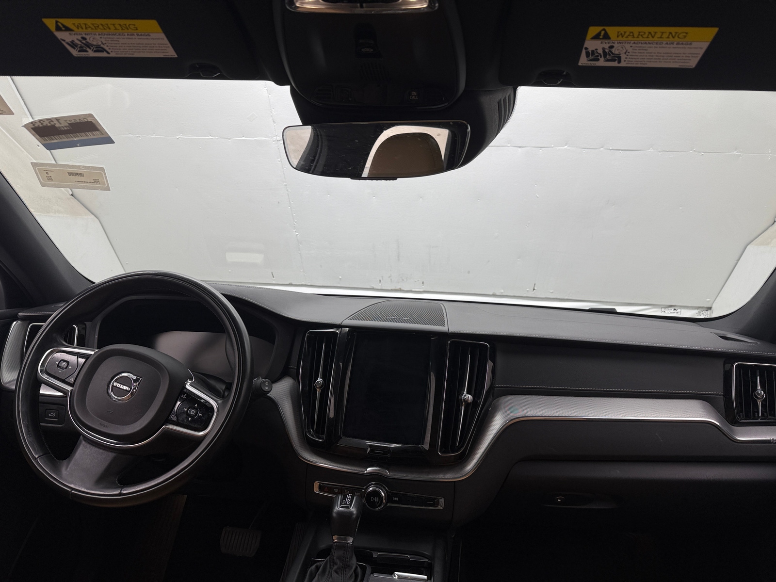 Thumbnail: 2019 Volvo XC60 - 2