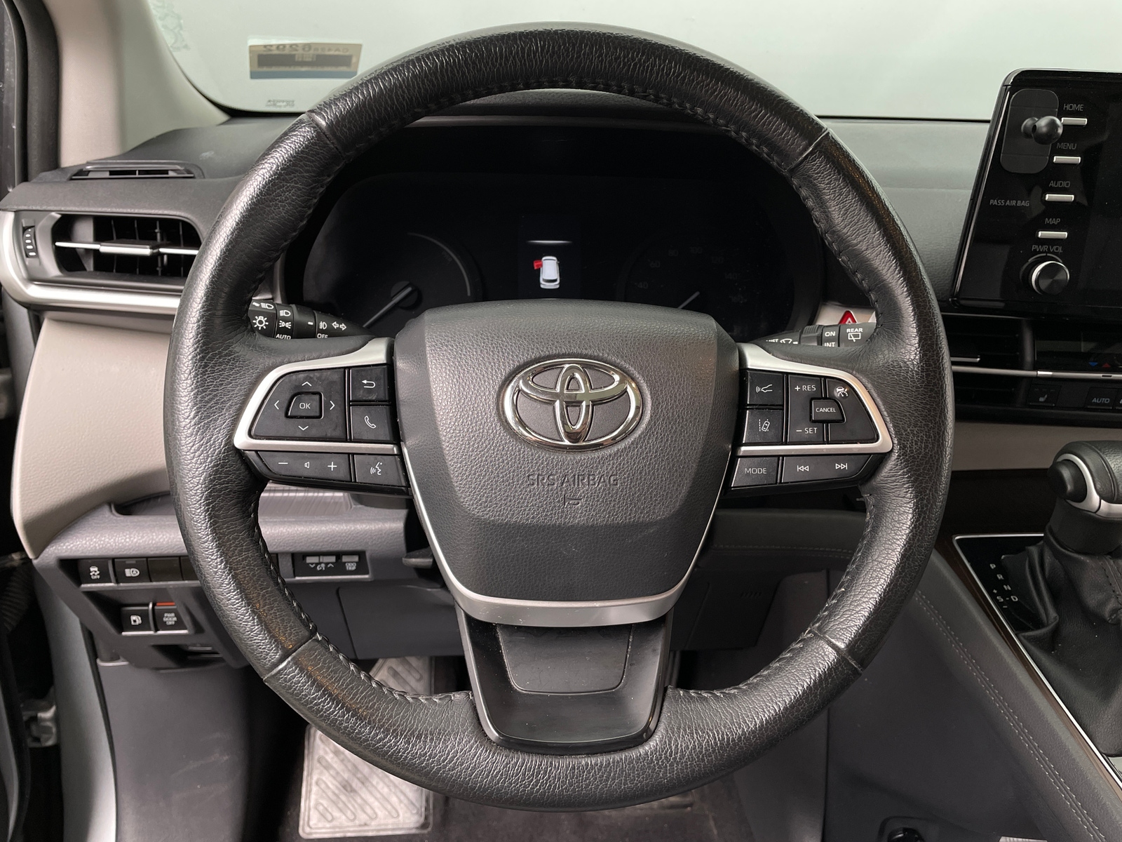 Thumbnail: 2023 Toyota Sienna - 5