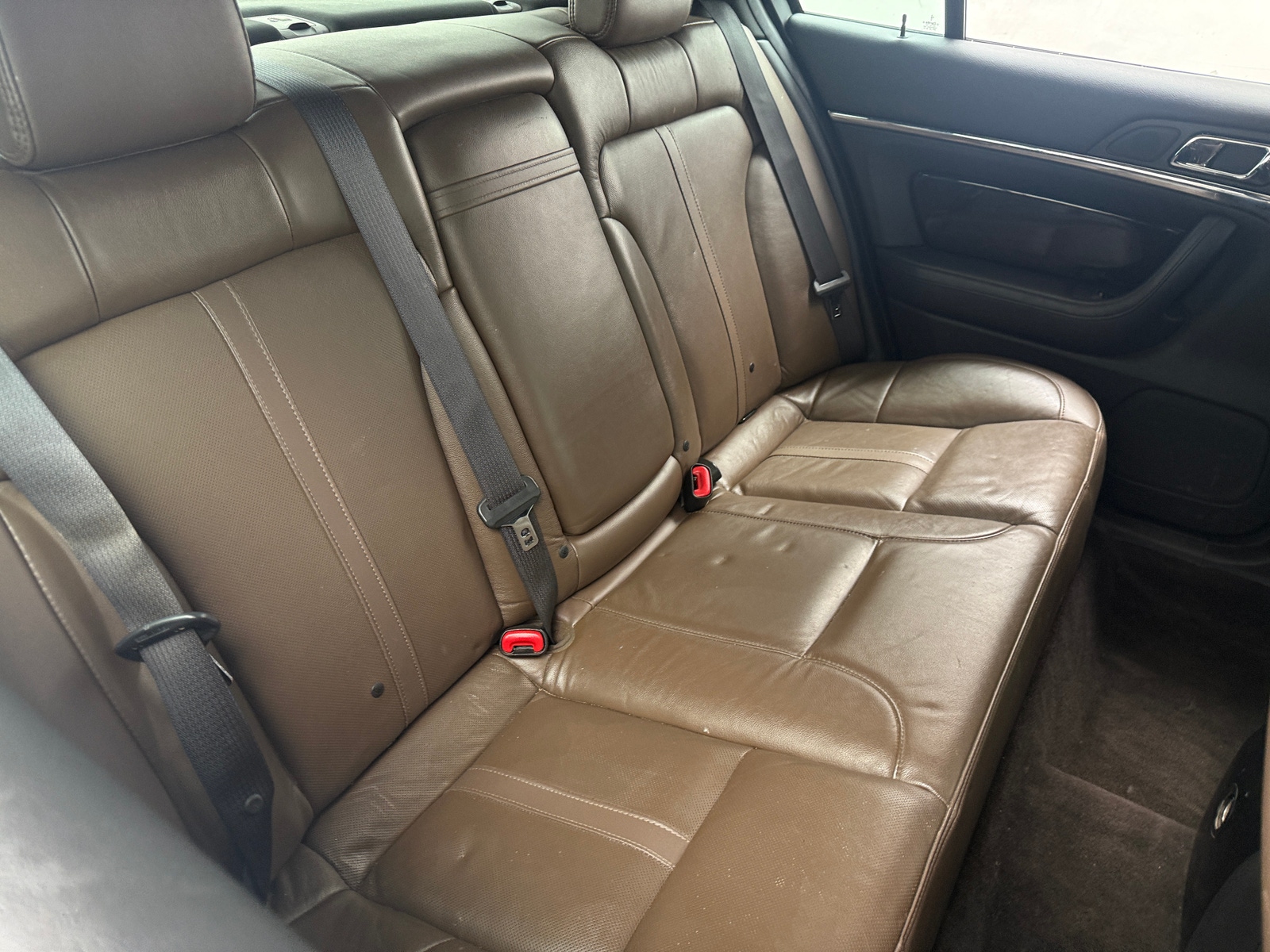 Thumbnail: 2015 Lincoln MKS - 5