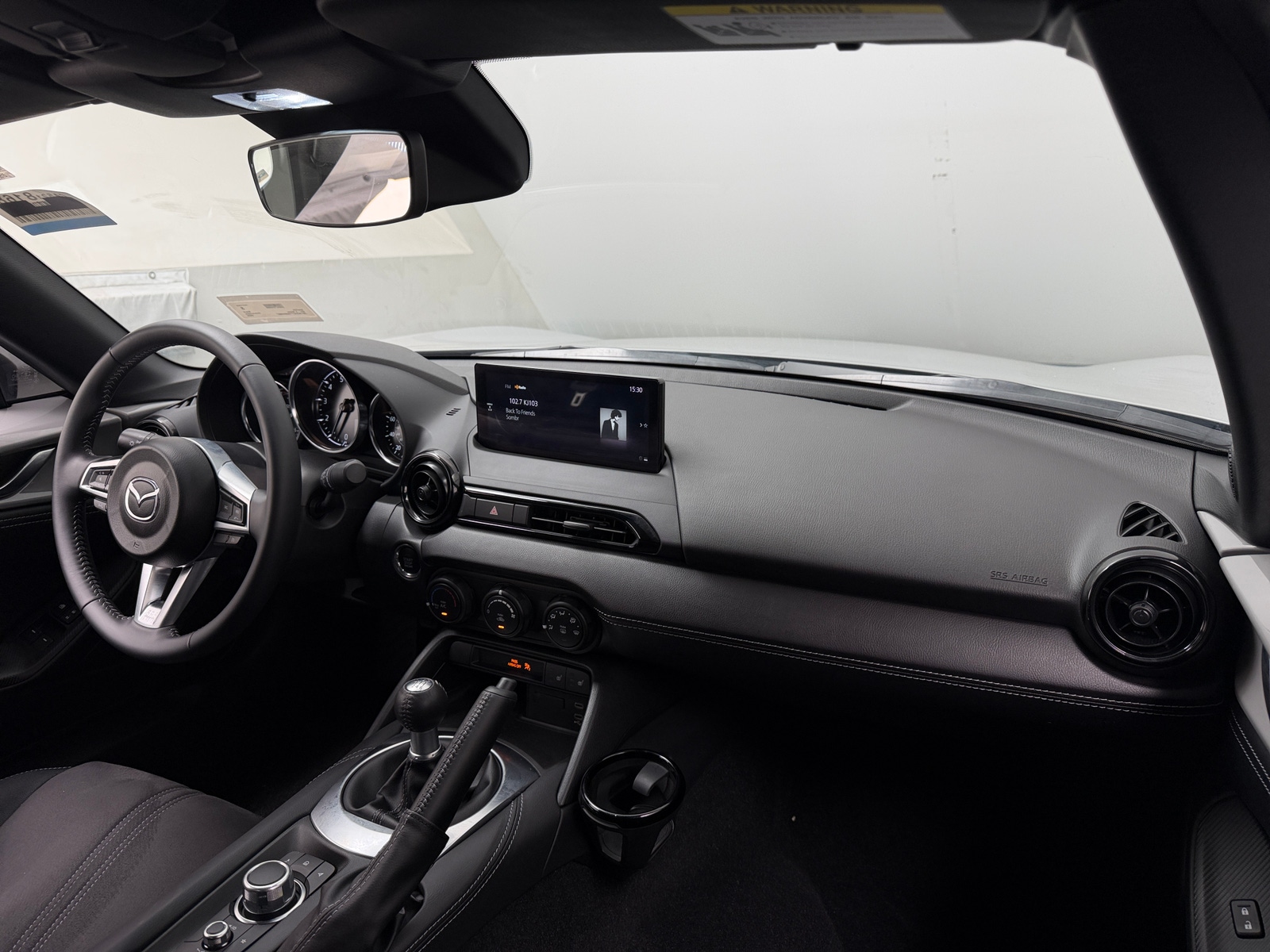 Thumbnail: 2025 Mazda MX-5 Miata - 3