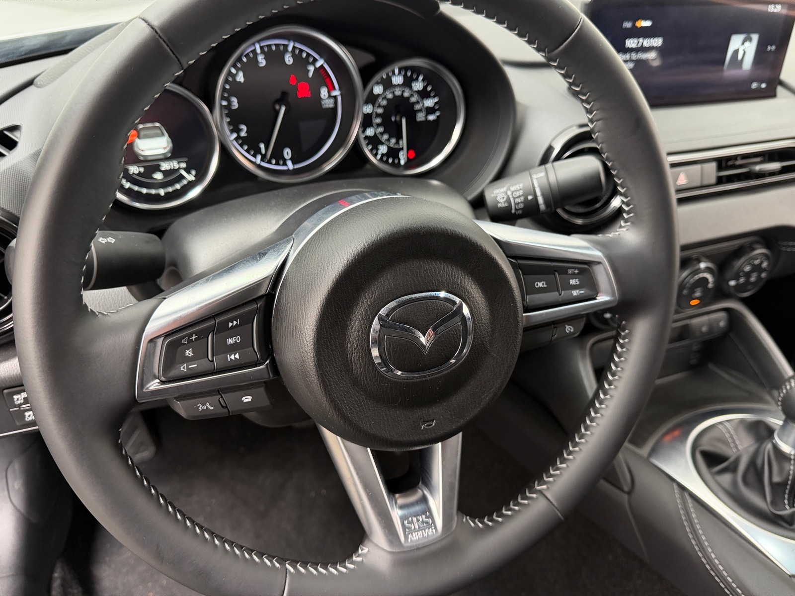 Thumbnail: 2025 Mazda MX-5 Miata - 5