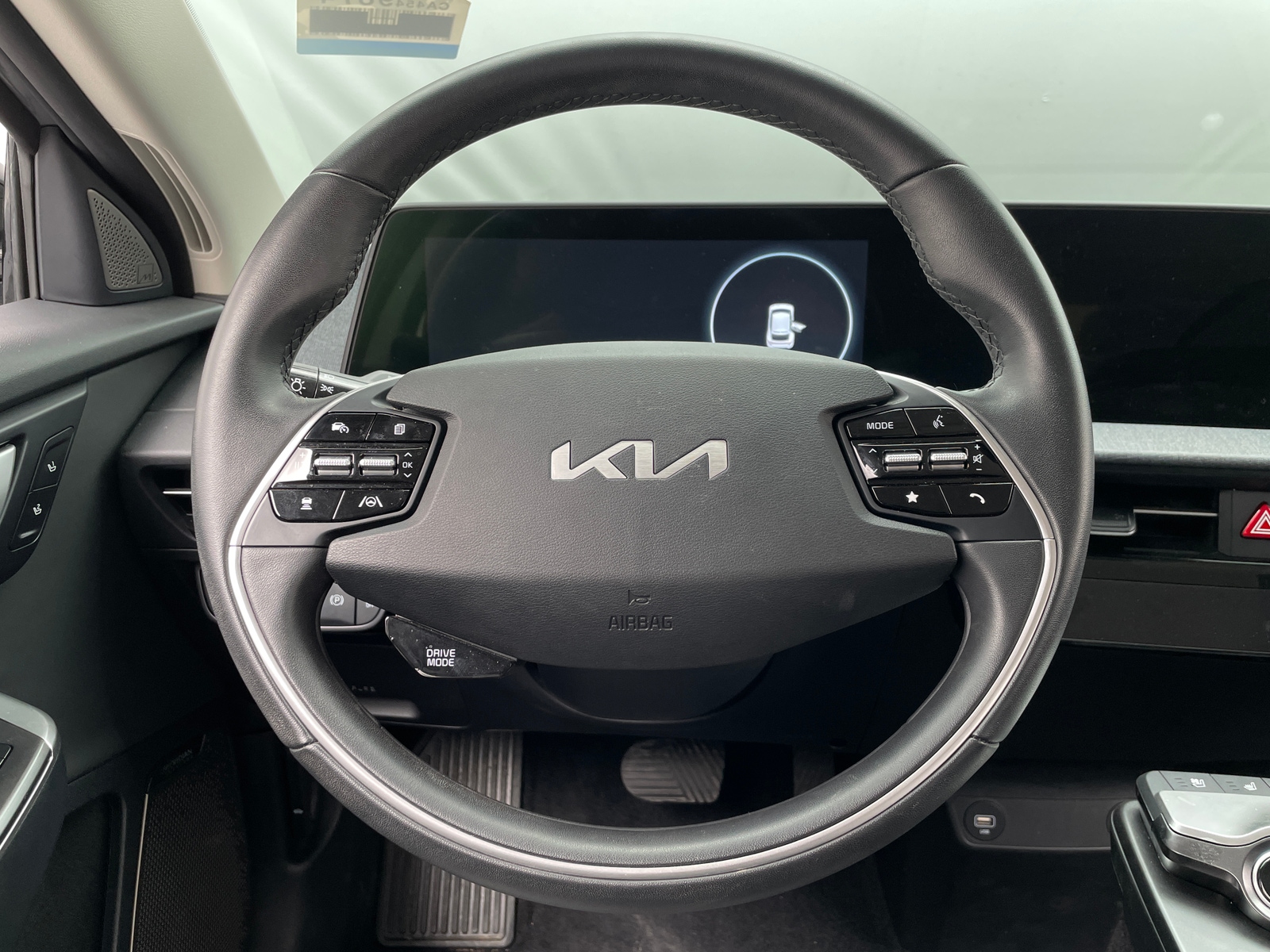 Thumbnail: 2023 Kia EV6 - 4