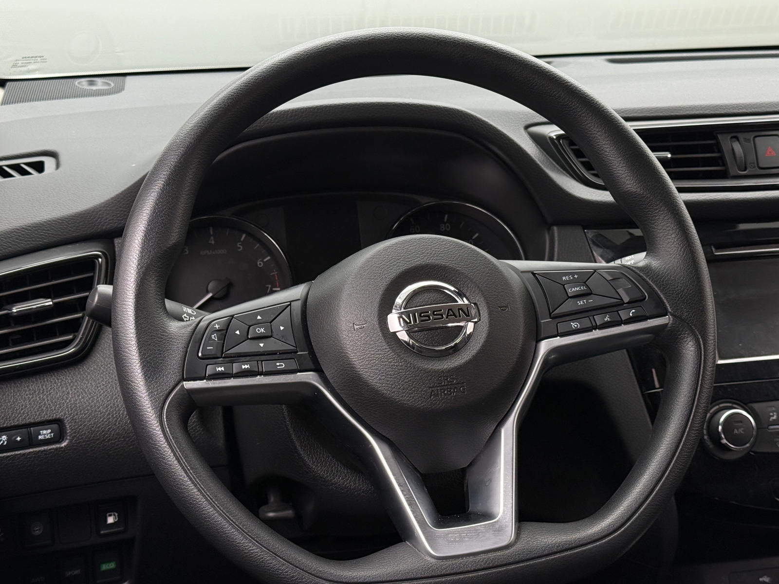 Thumbnail: 2019 Nissan Rogue - 5