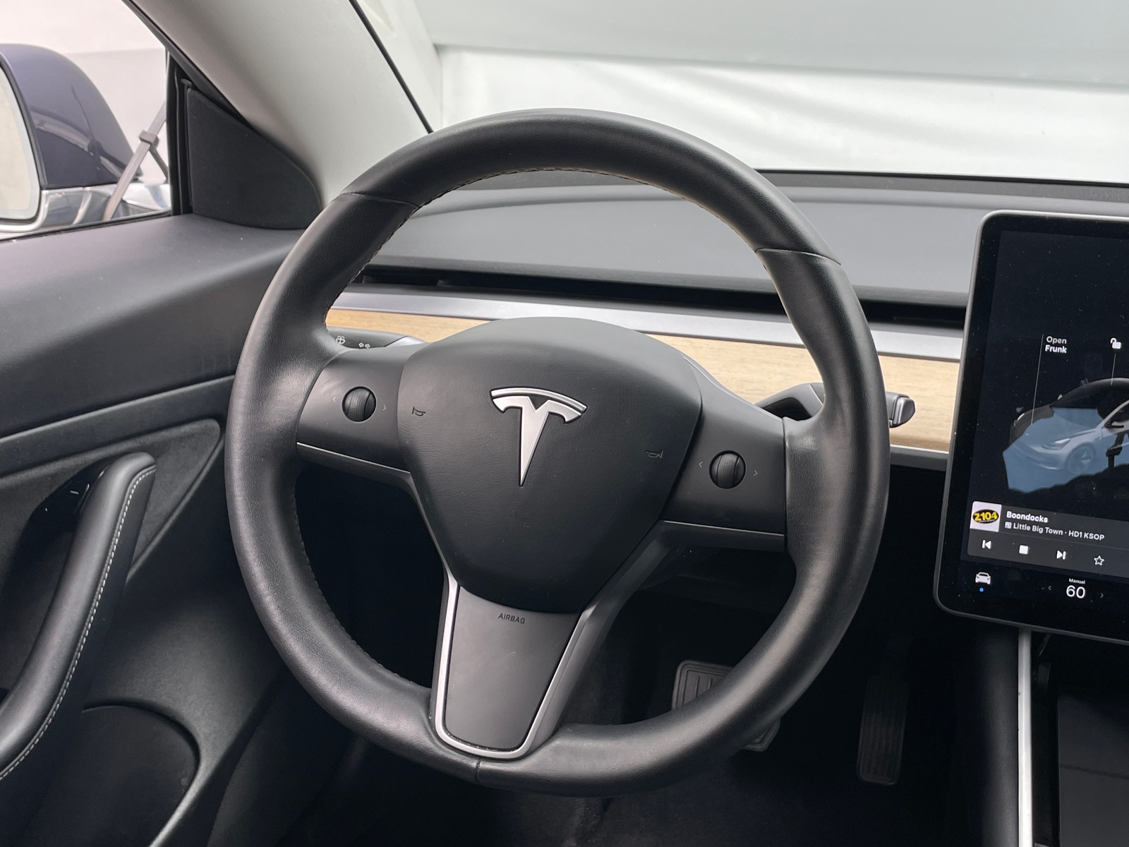 Thumbnail: 2020 Tesla Model 3 - 4