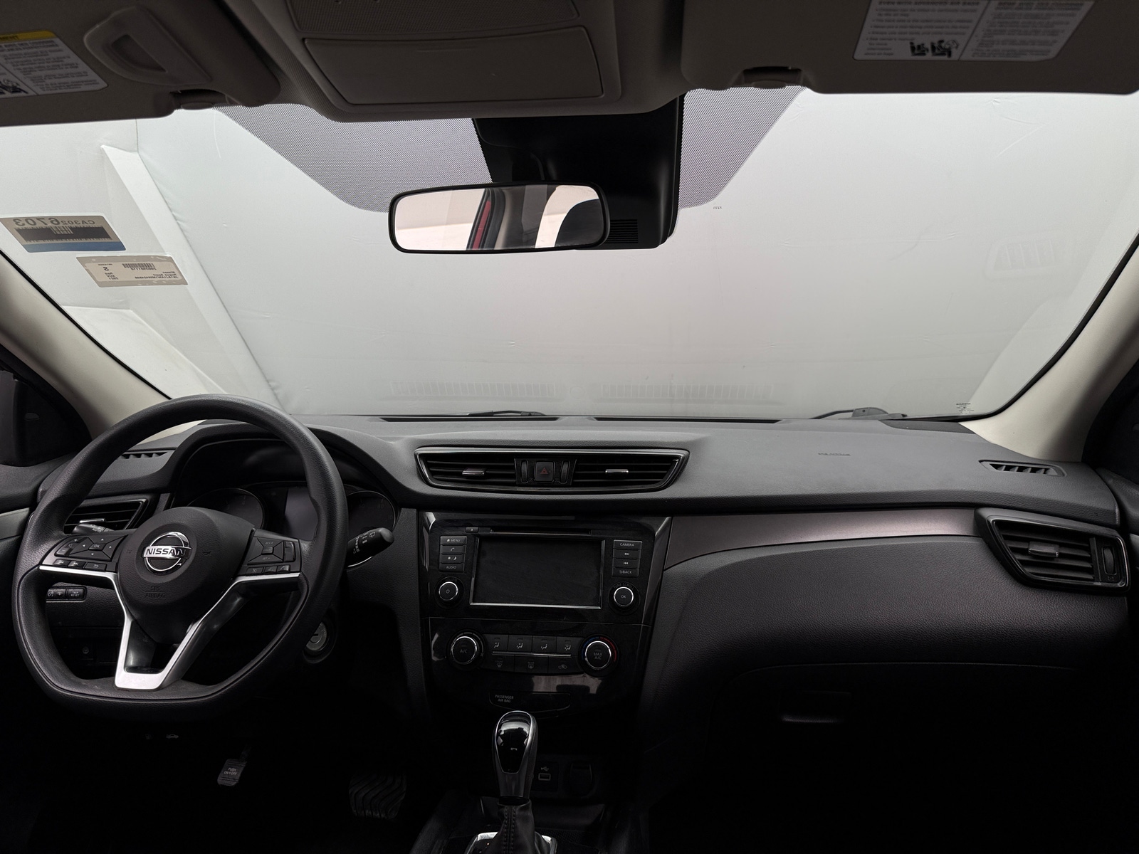 Thumbnail: 2021 Nissan Rogue Sport - 3