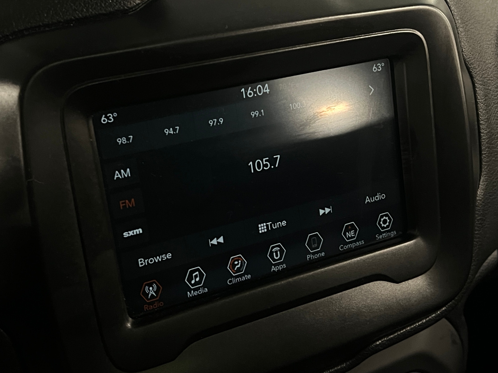 Thumbnail: 2021 Jeep Renegade - 4