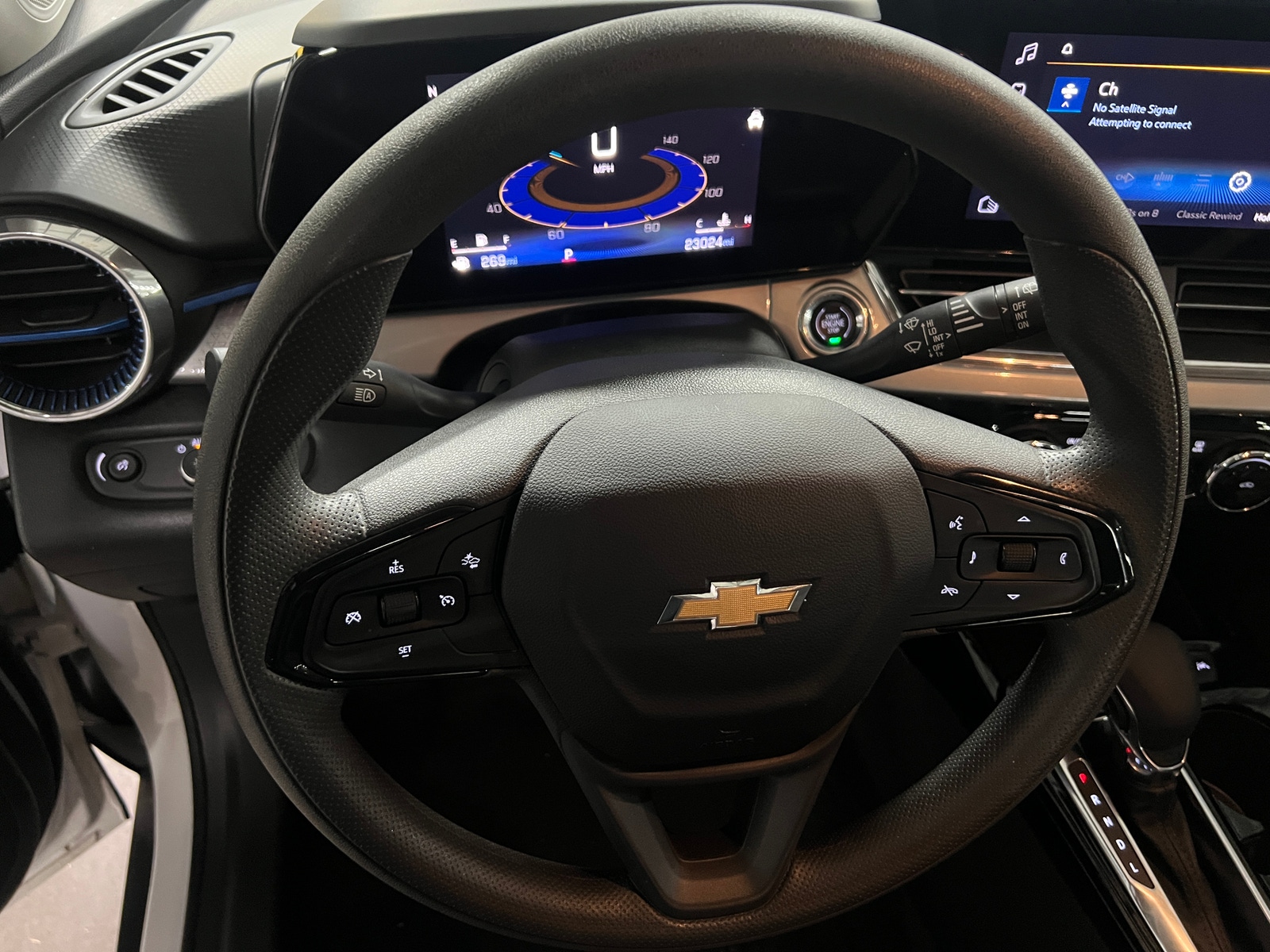 Thumbnail: 2025 Chevrolet Trax - 5