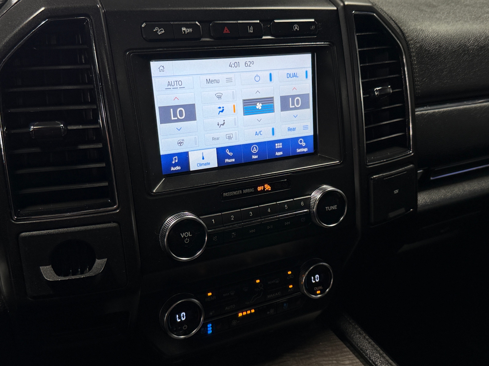 Thumbnail: 2020 Ford Expedition MAX - 3