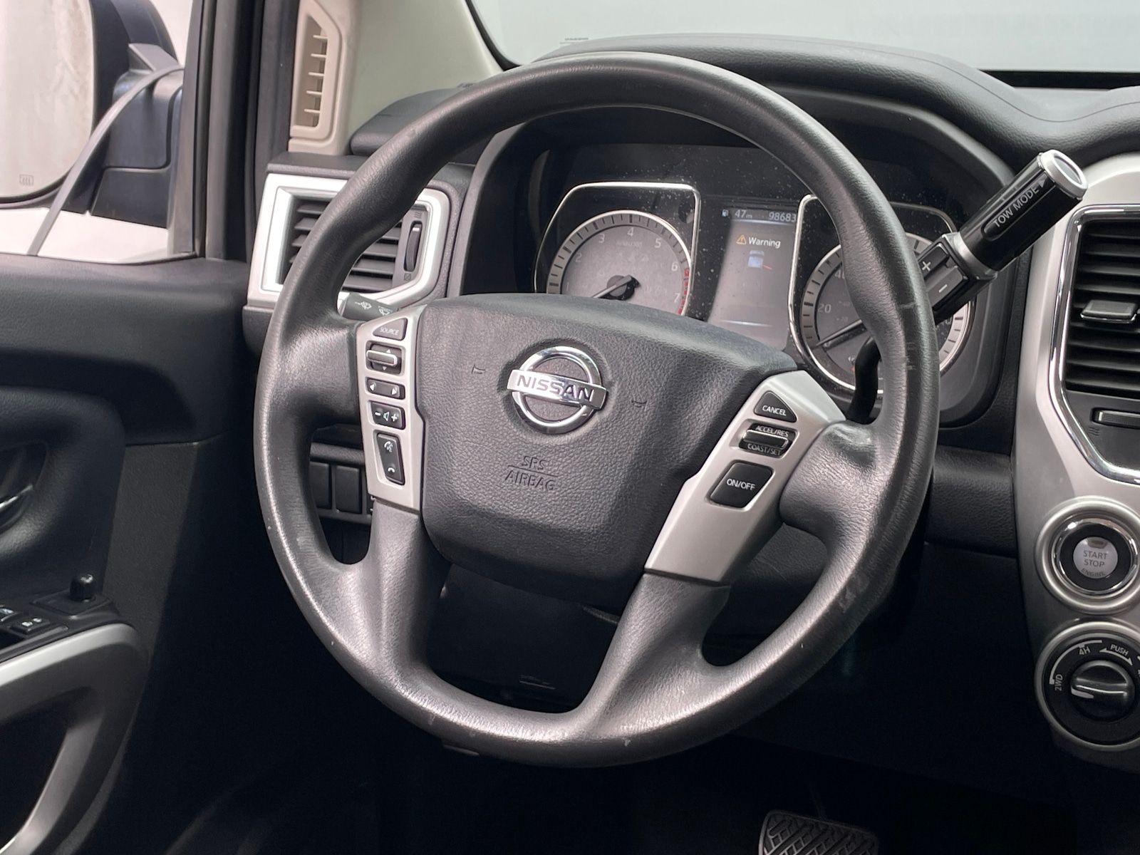 Thumbnail: 2017 Nissan Titan - 5