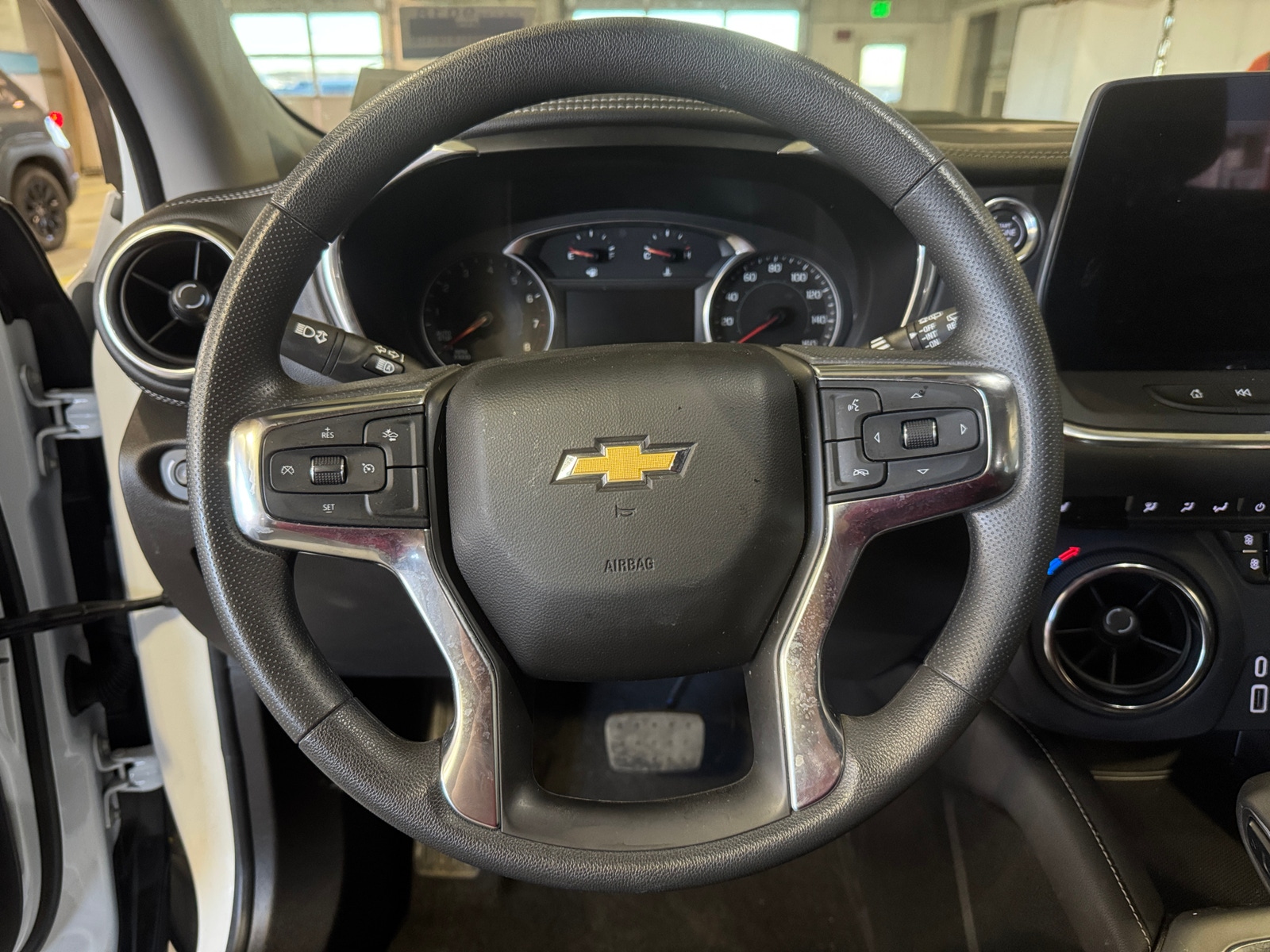 Thumbnail: 2025 Chevrolet Blazer - 5