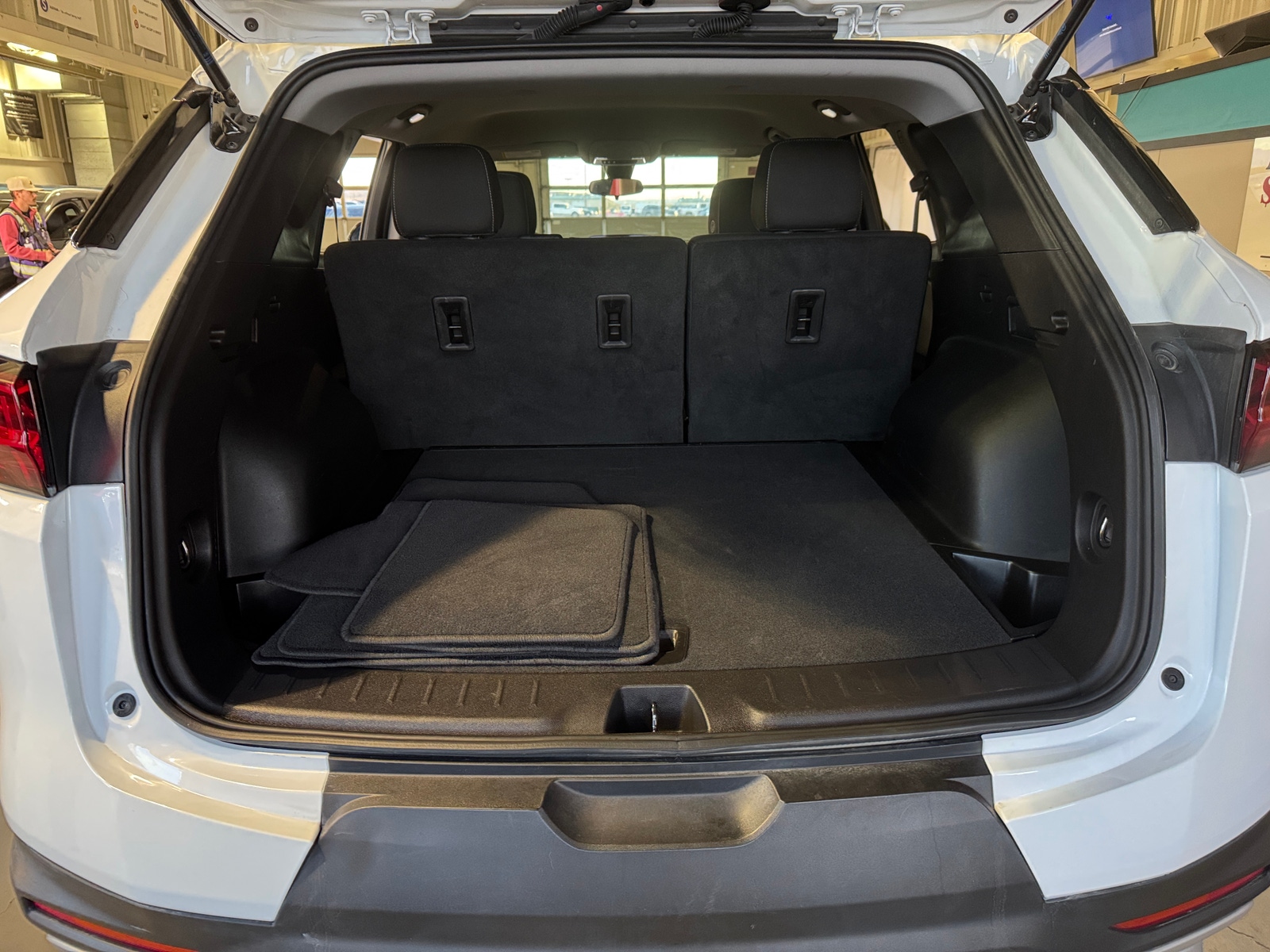 Thumbnail: 2025 Chevrolet Blazer - 7