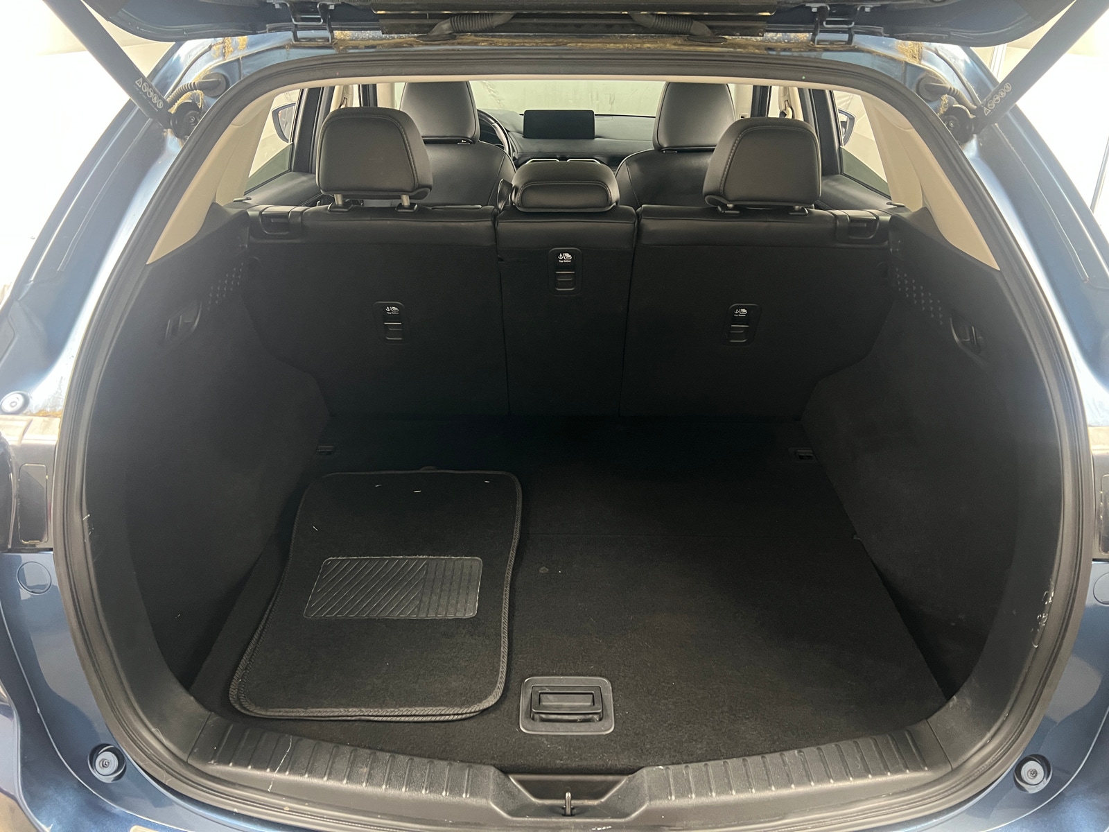 Thumbnail: 2022 Mazda CX-5 - 6