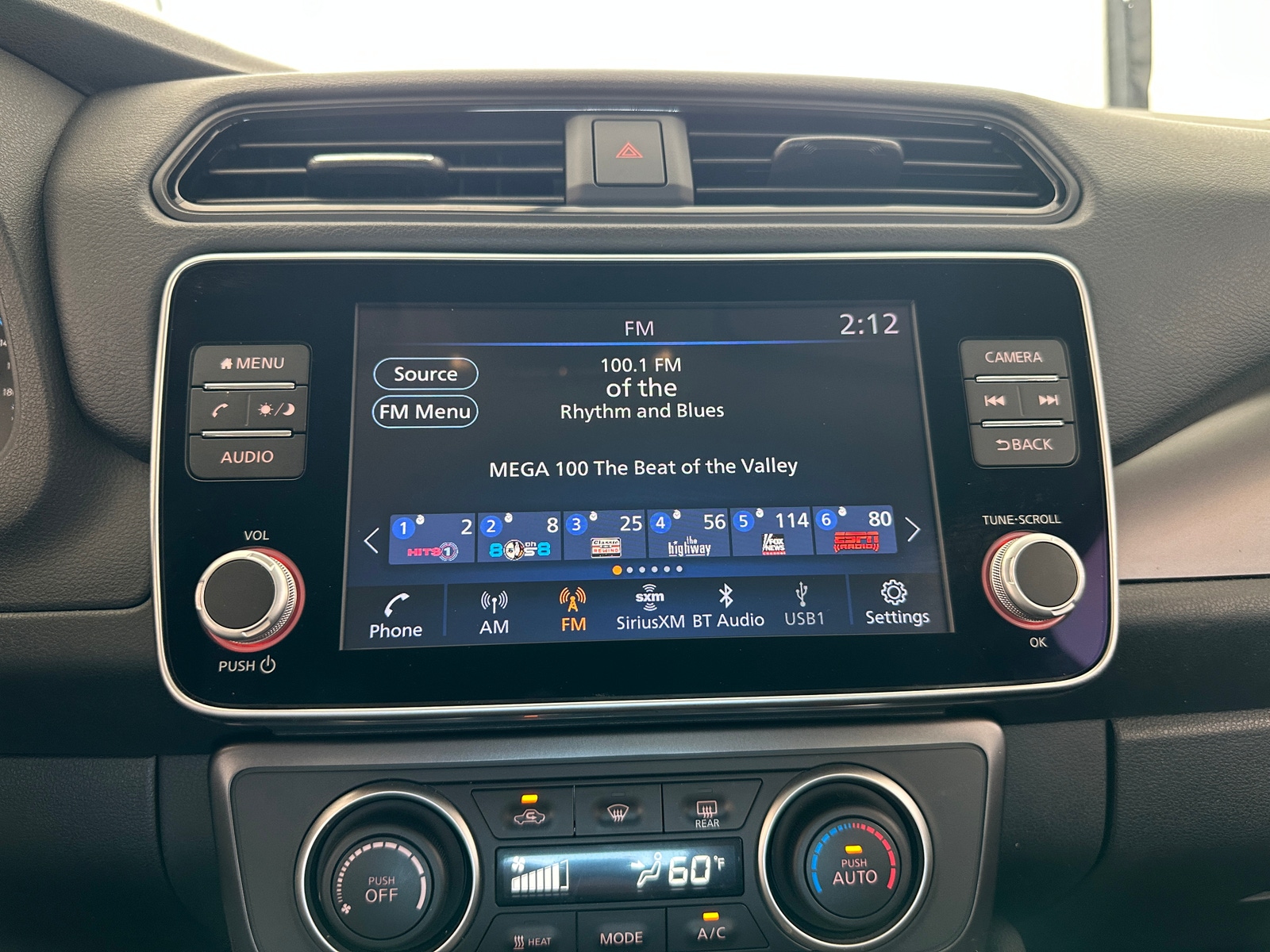 Thumbnail: 2022 Nissan Leaf - 4