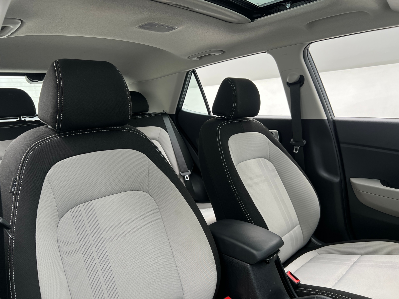 Thumbnail: 2025 Hyundai Venue - 2