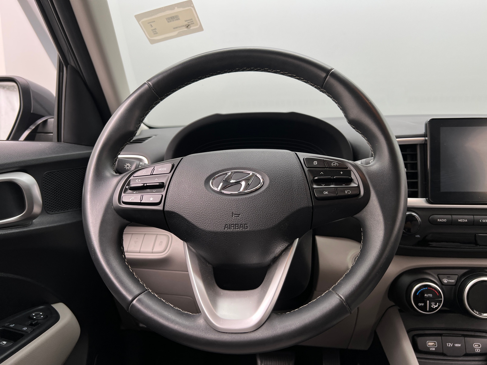 Thumbnail: 2025 Hyundai Venue - 5