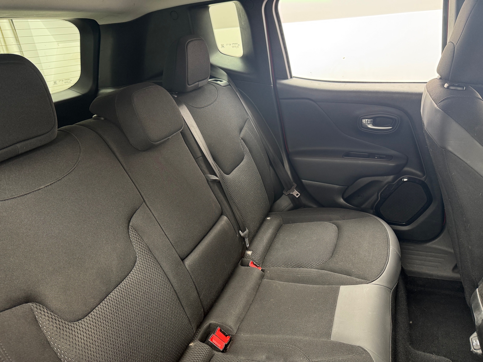 Thumbnail: 2018 Jeep Renegade - 6