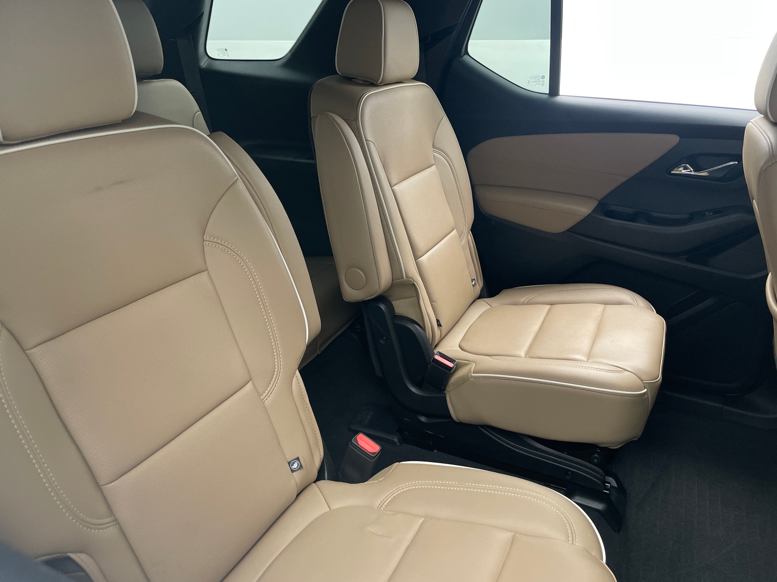 Thumbnail: 2023 Chevrolet Traverse - 5