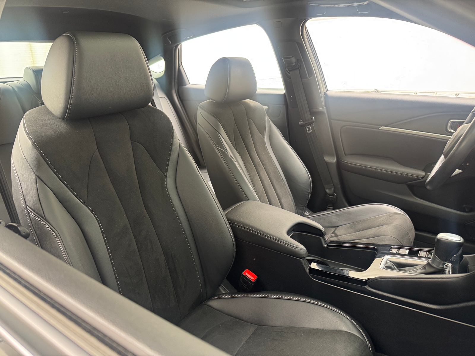 Thumbnail: 2023 Acura Integra - 2