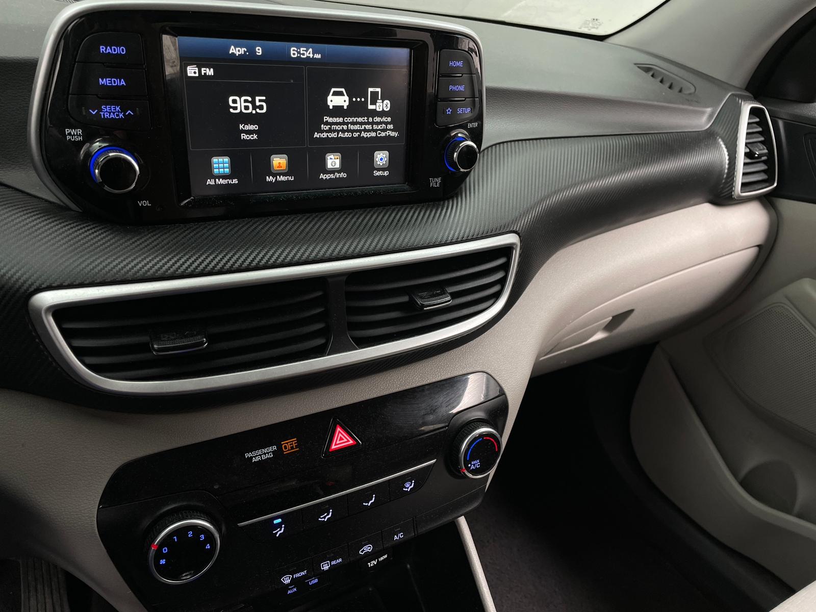 Thumbnail: 2020 Hyundai Tucson - 4