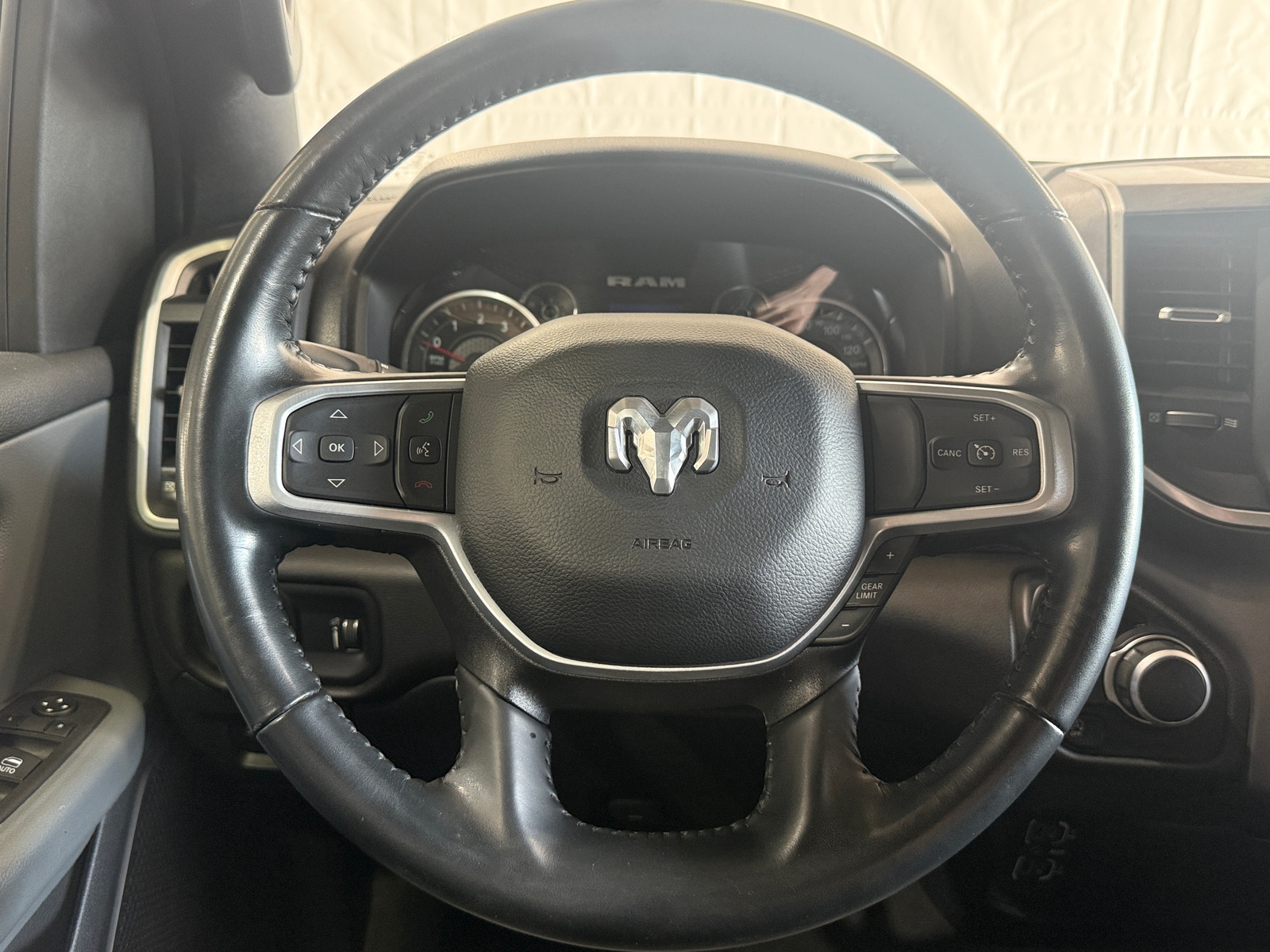 Thumbnail: 2023 RAM 1500 - 5