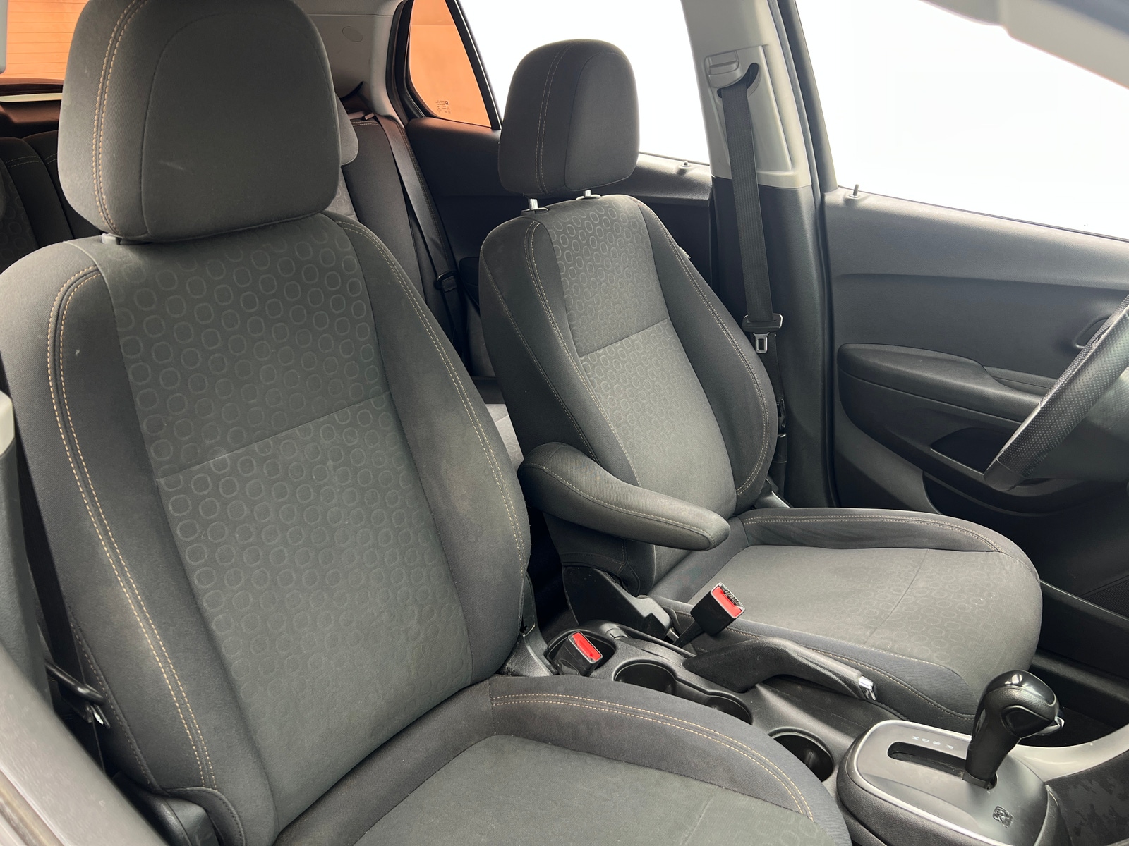 Thumbnail: 2020 Chevrolet Trax - 2