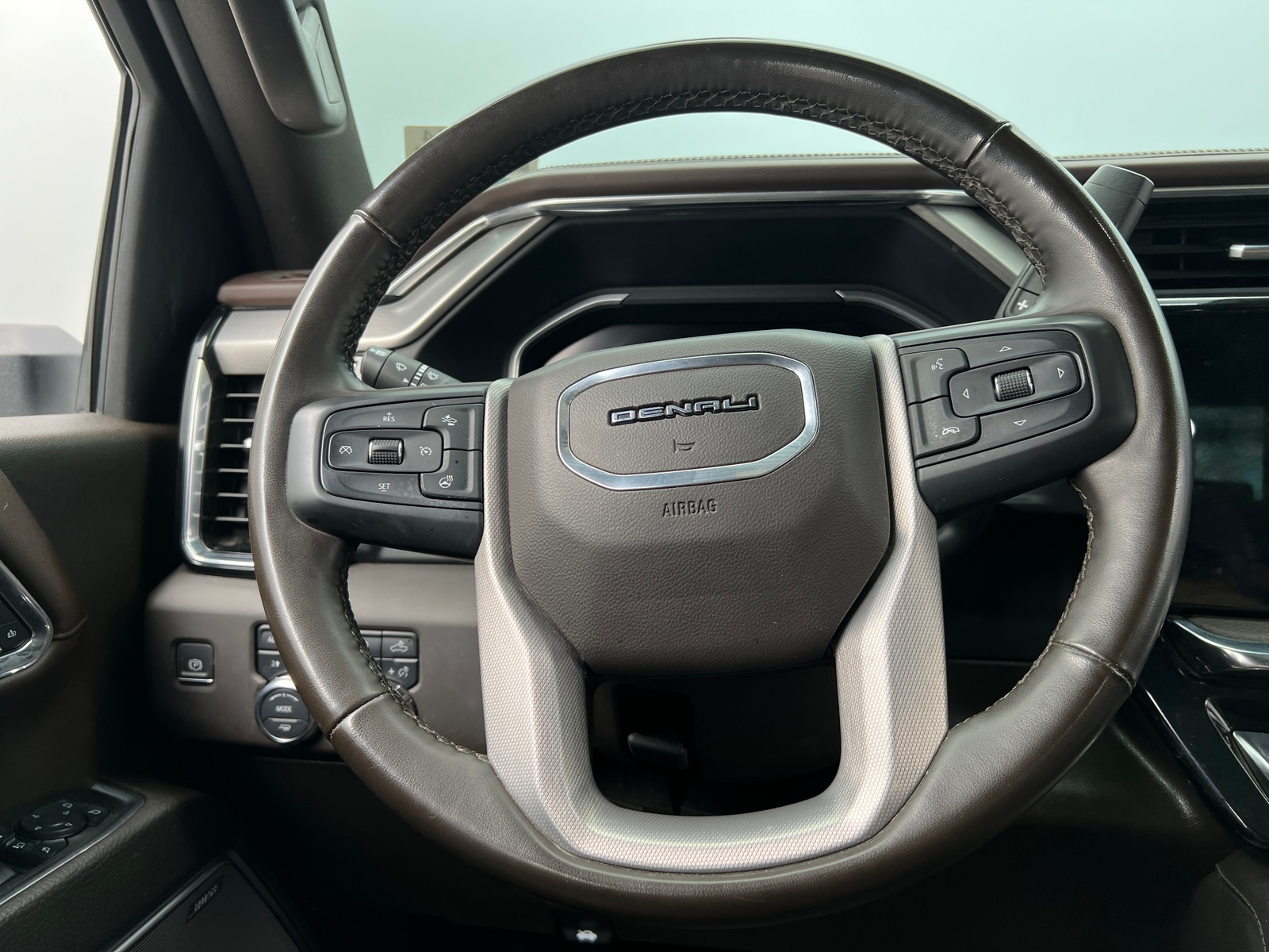 Thumbnail: 2024 GMC Sierra 2500 - 4