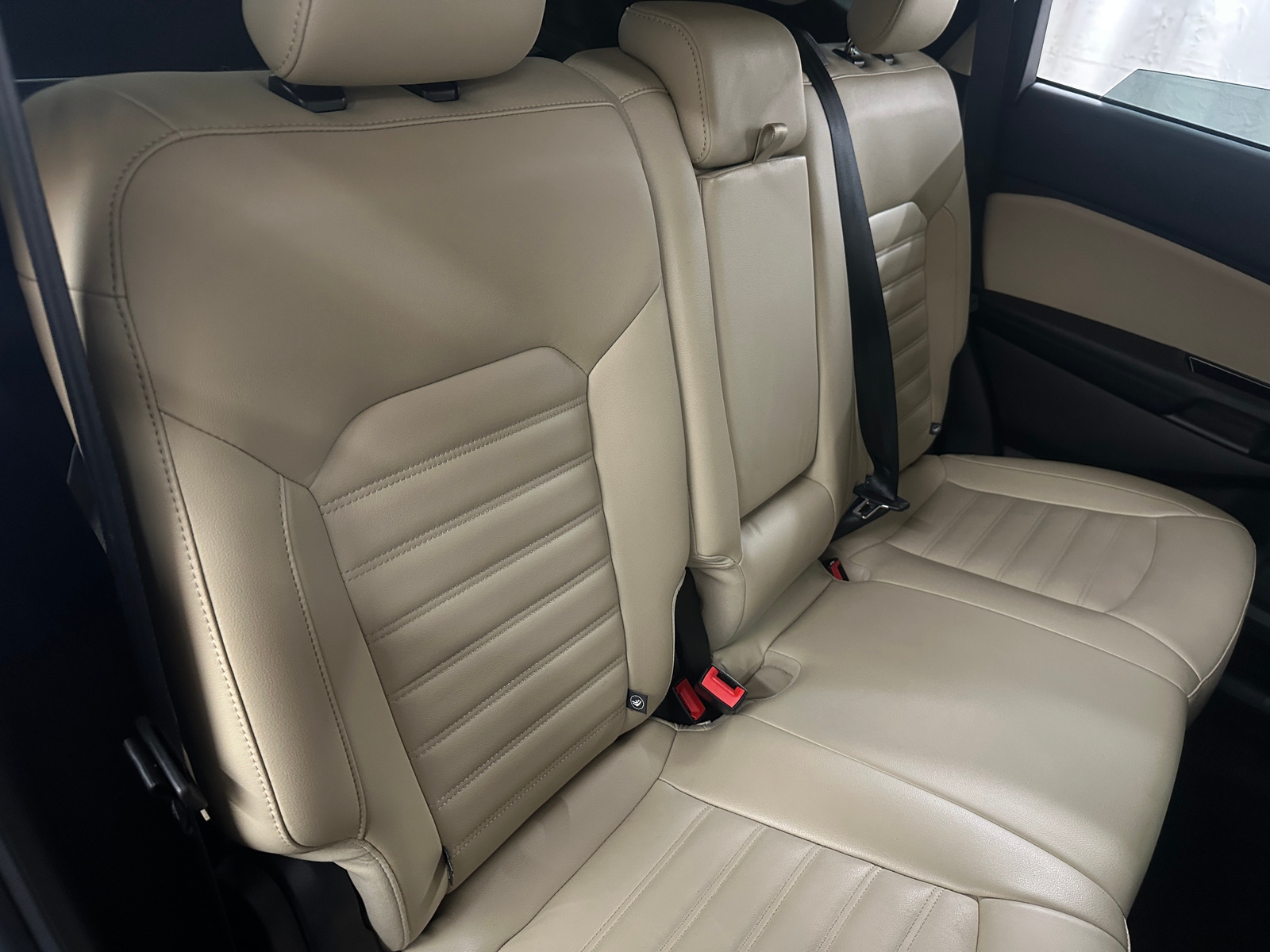 Thumbnail: 2017 Ford Edge - 5