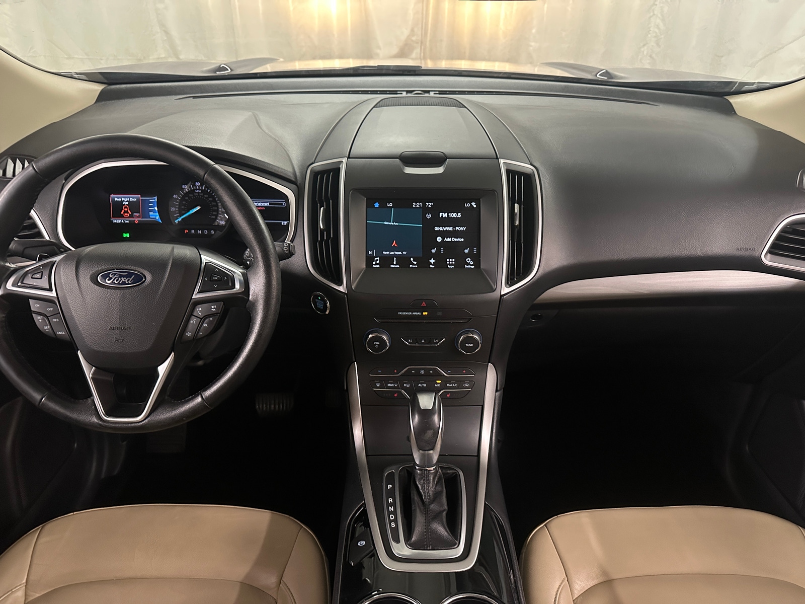 Thumbnail: 2017 Ford Edge - 2