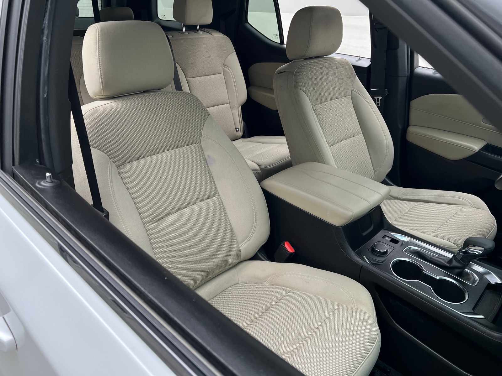 Thumbnail: 2022 Chevrolet Traverse - 2