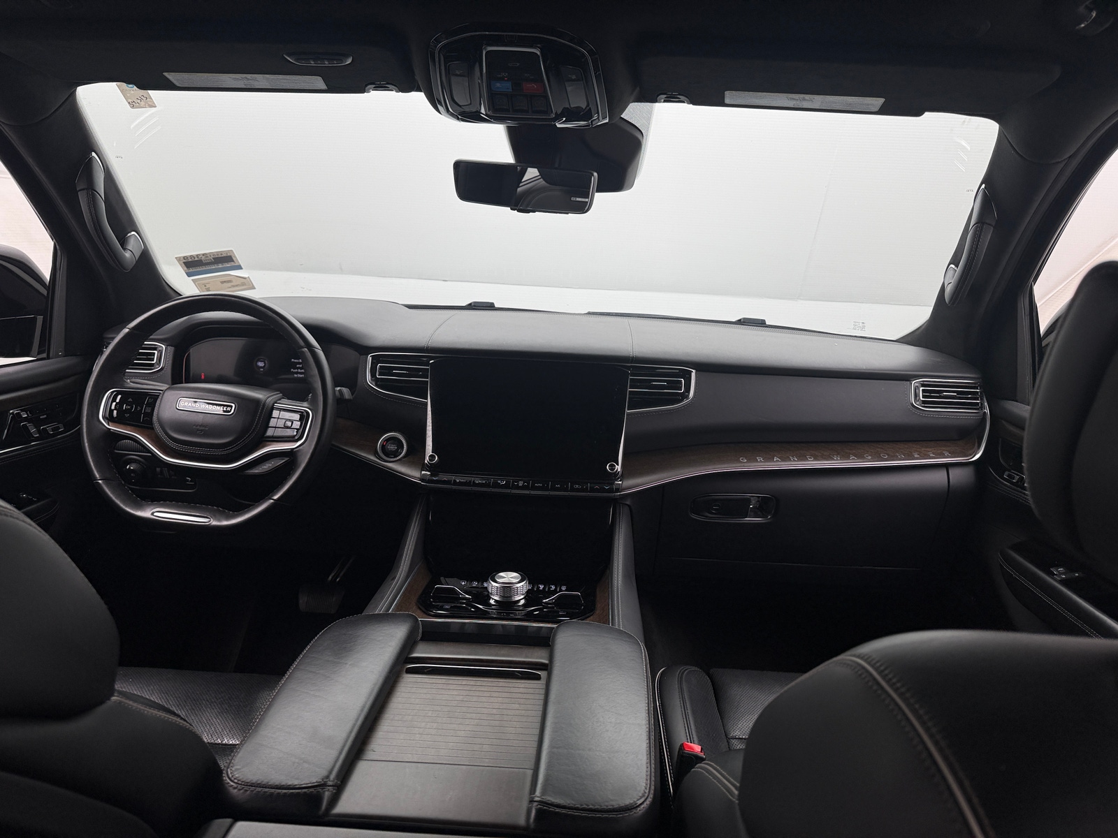 Thumbnail: 2023 Jeep Grand Wagoneer - 2