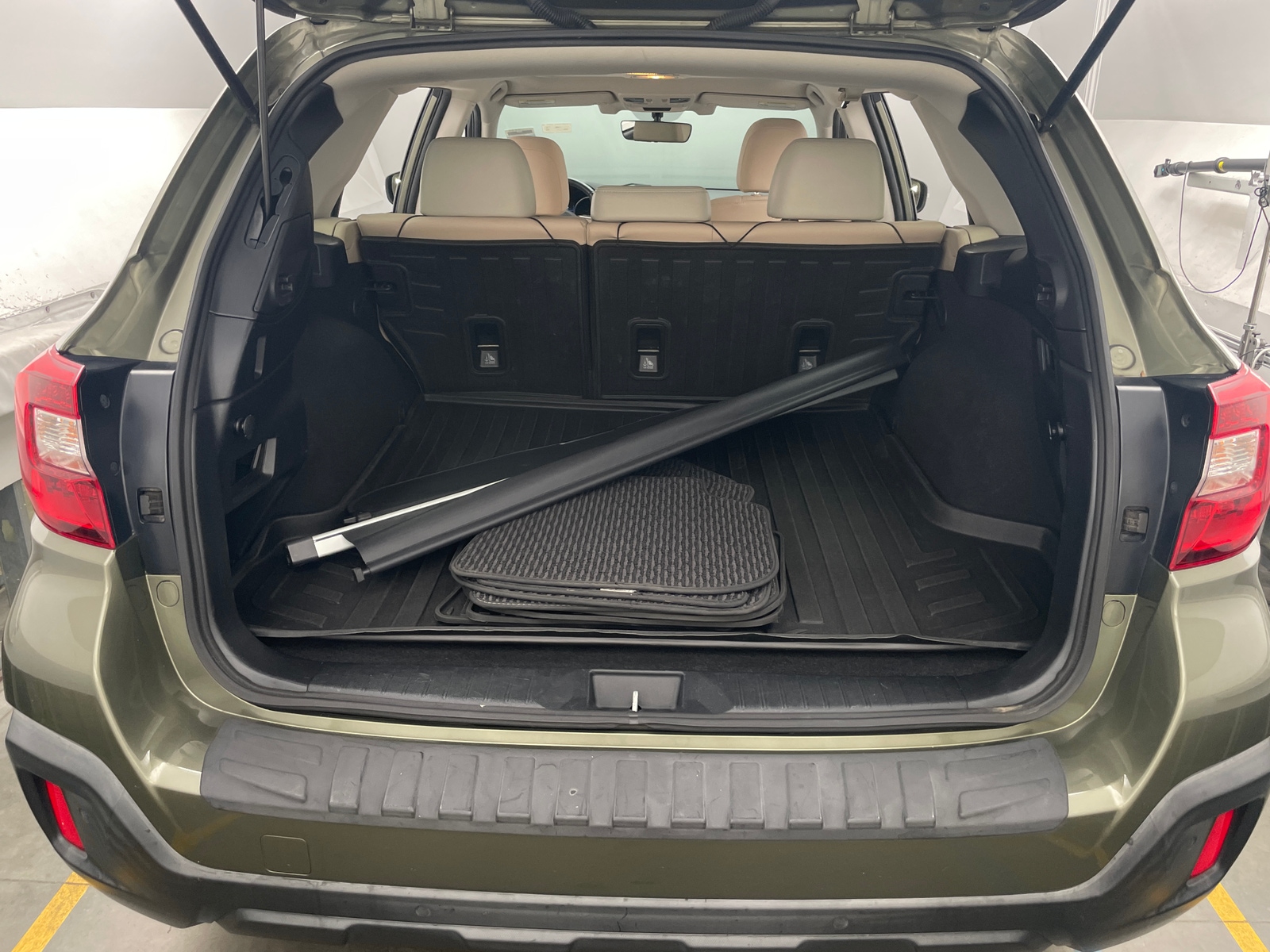 Thumbnail: 2018 Subaru Outback - 6