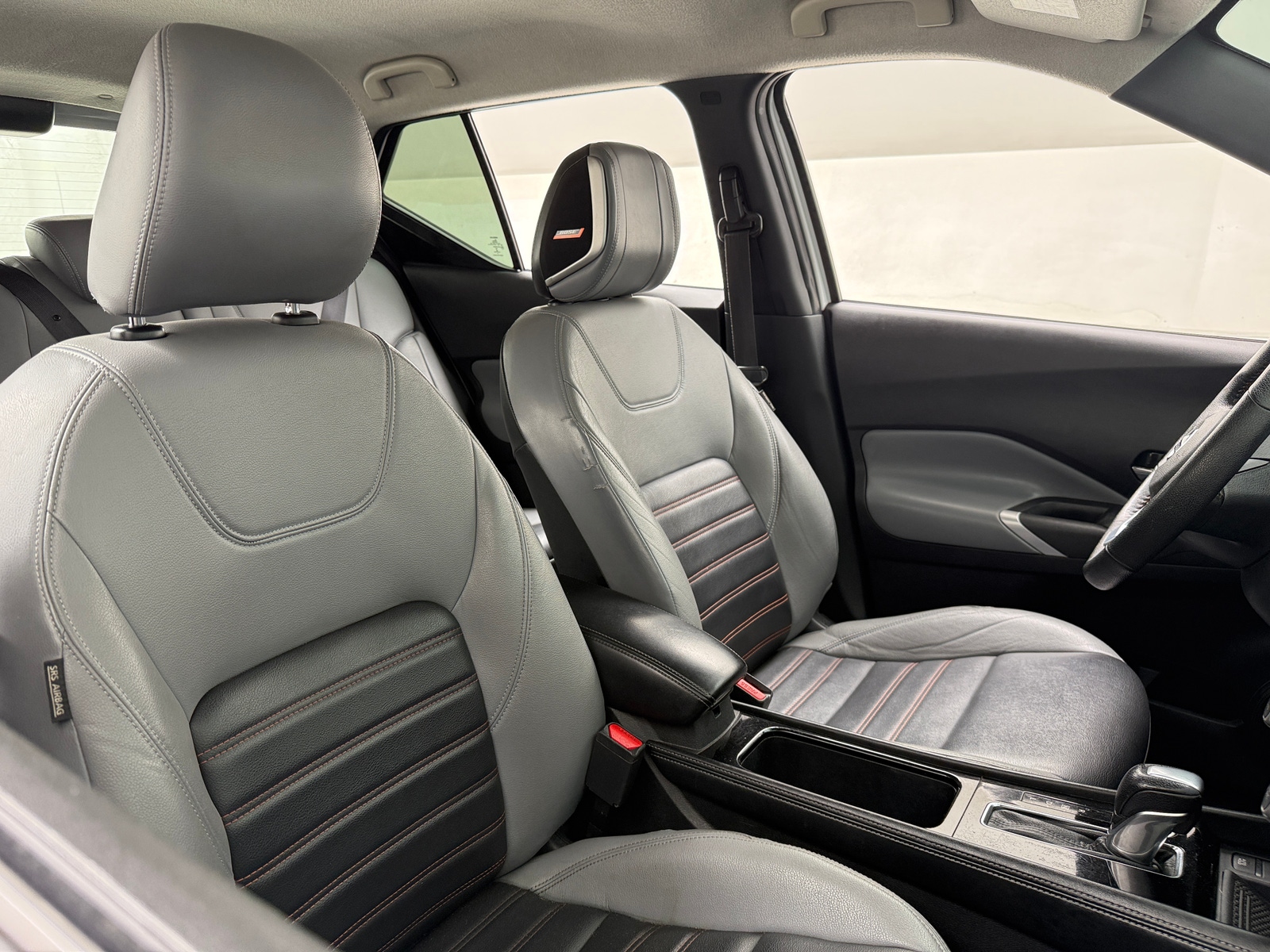 Thumbnail: 2021 Nissan Kicks - 2