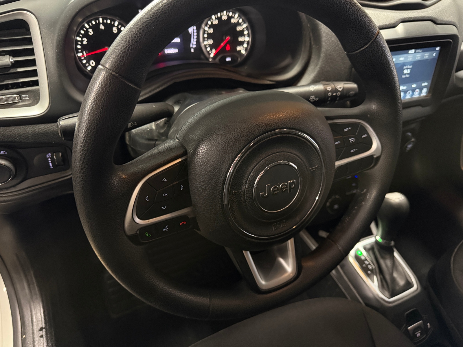 Thumbnail: 2019 Jeep Renegade - 5