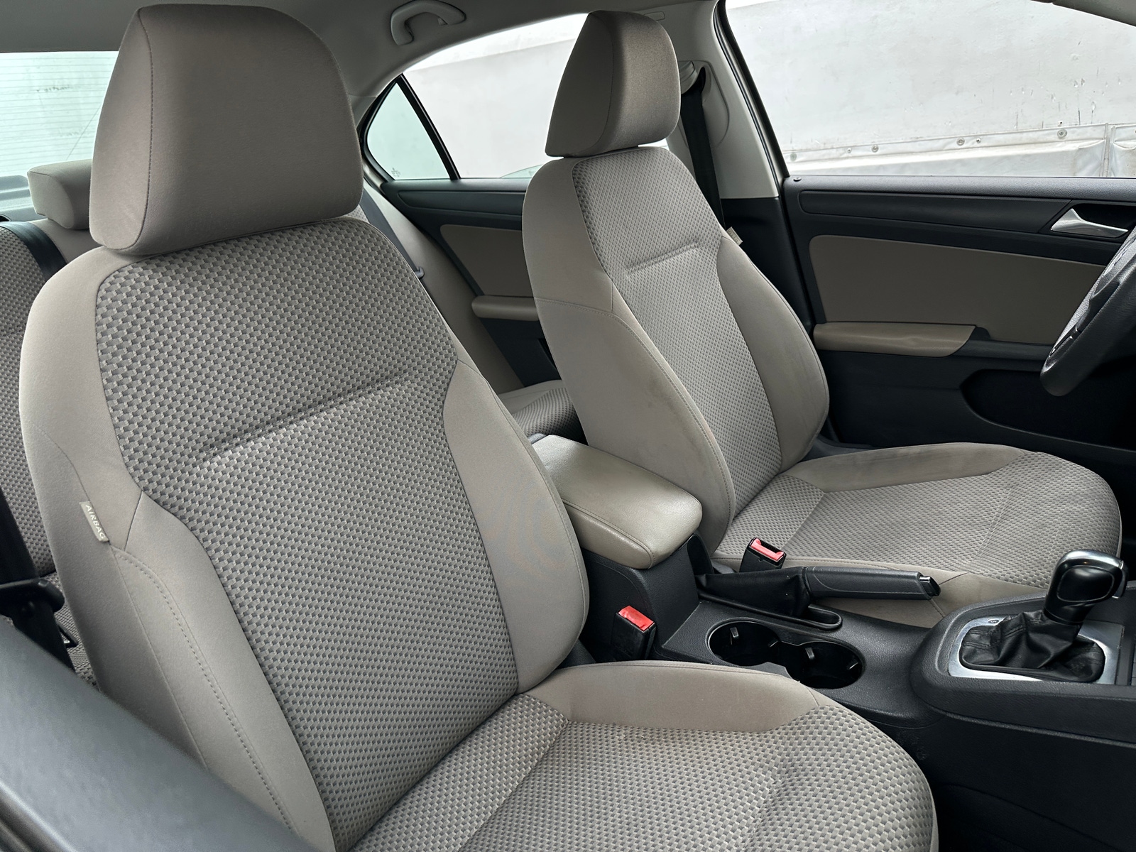 Thumbnail: 2013 Volkswagen Jetta - 2