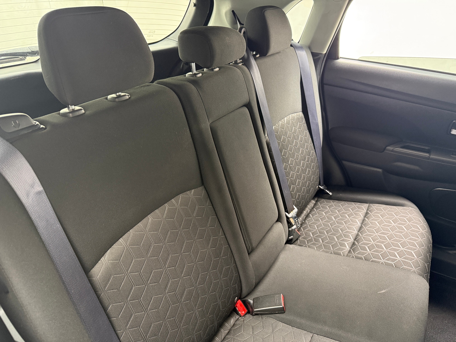 Thumbnail: 2021 Mitsubishi Outlander Sport - 6