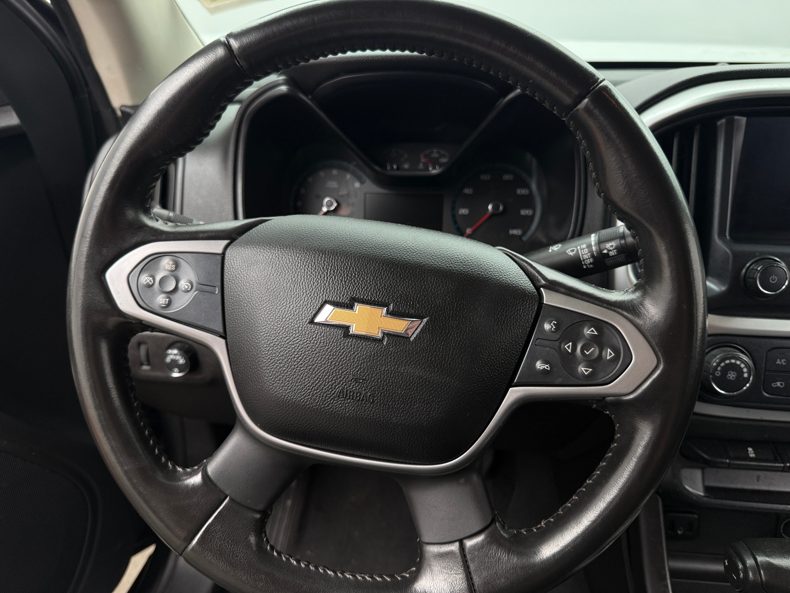 Thumbnail: 2019 Chevrolet Colorado - 5