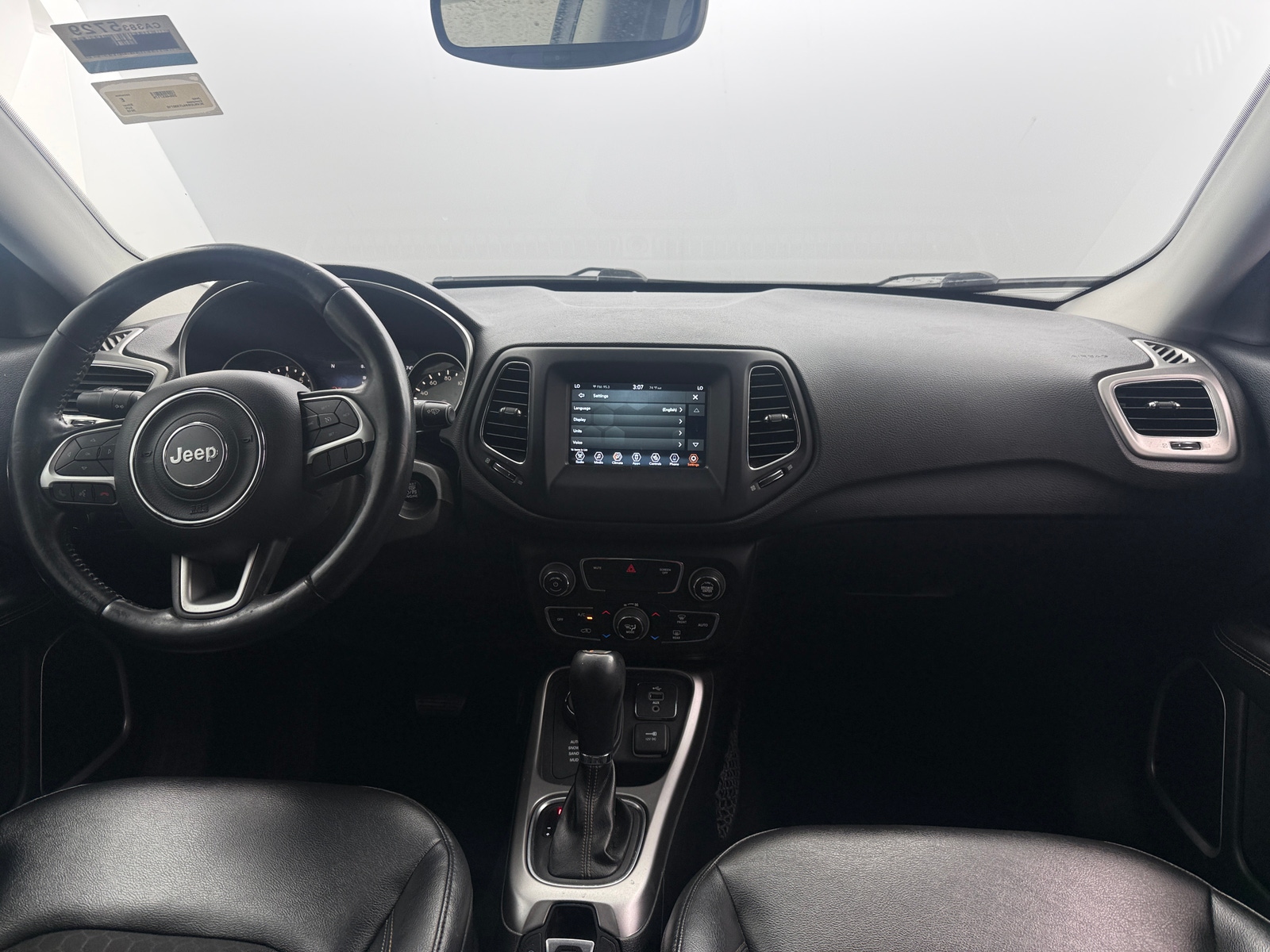 Thumbnail: 2018 Jeep Compass - 3