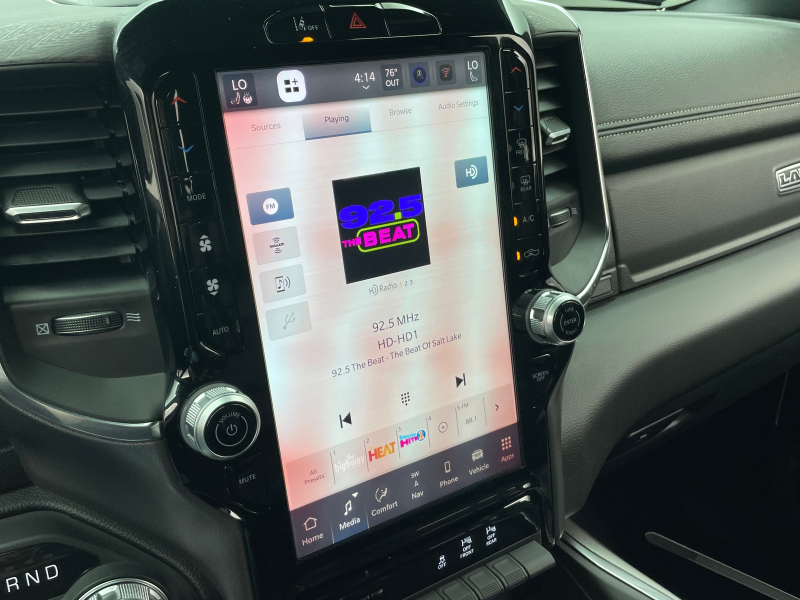 Thumbnail: 2025 RAM 1500 - 3