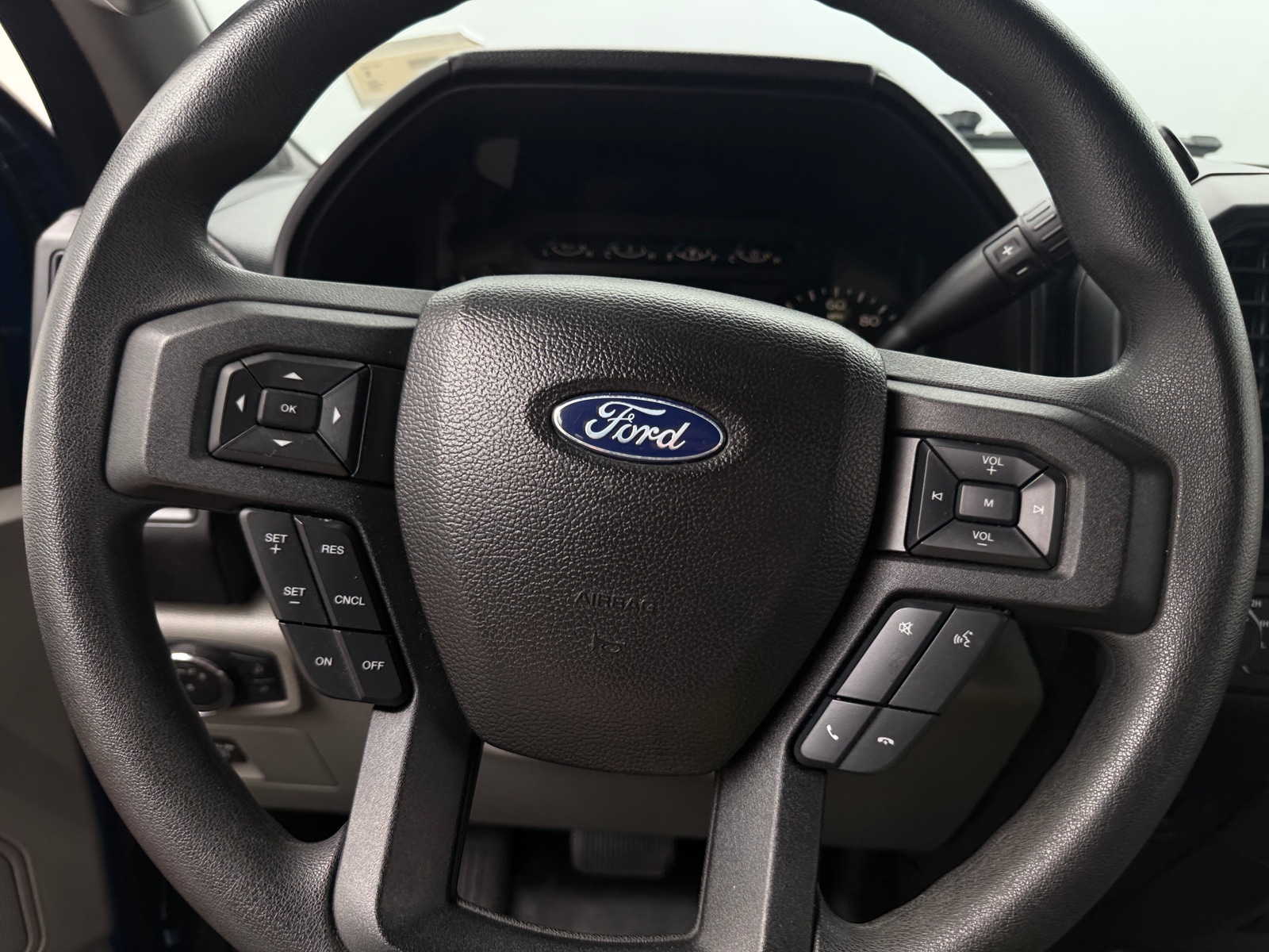 Thumbnail: 2017 Ford Econoline - 5