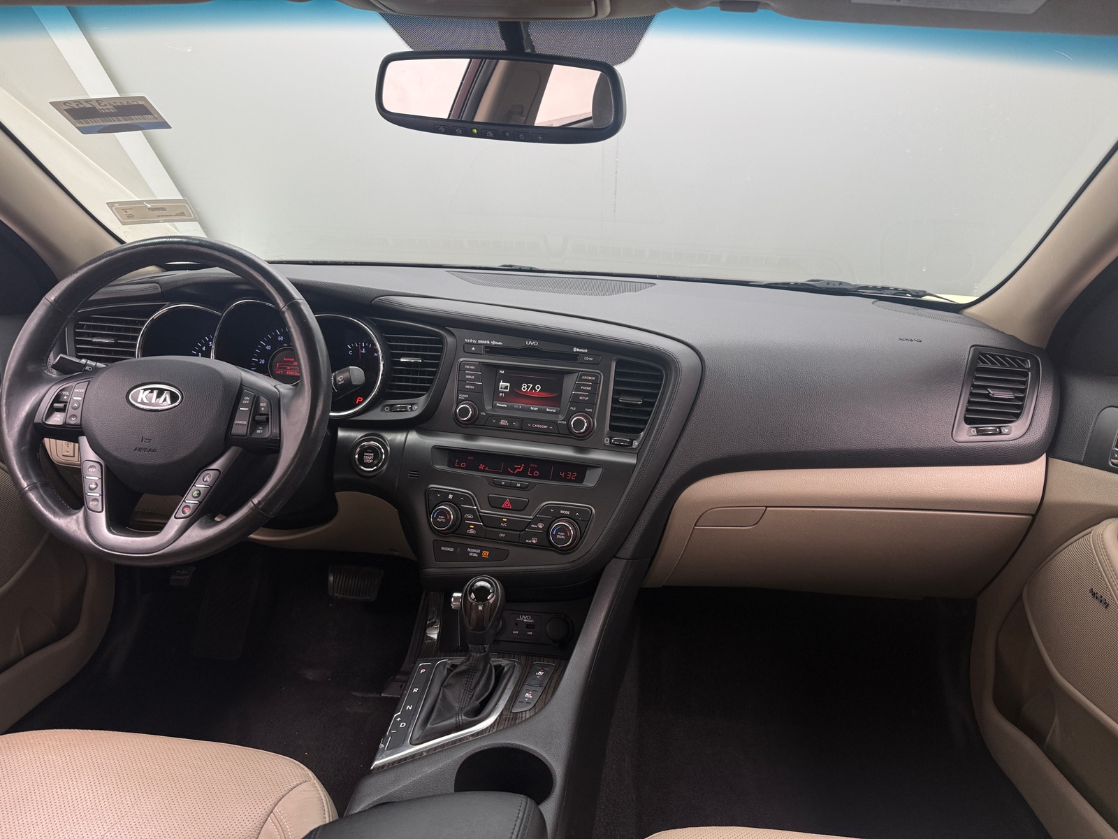 Thumbnail: 2012 Kia Optima - 3
