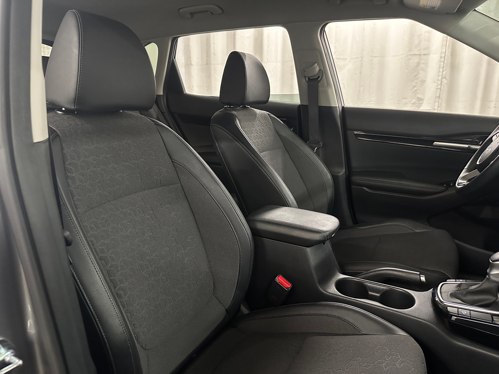 Thumbnail: 2025 Kia Seltos - 2