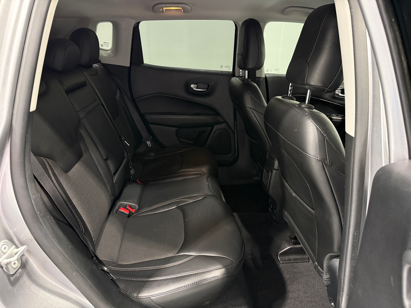 Thumbnail: 2018 Jeep Compass - 6