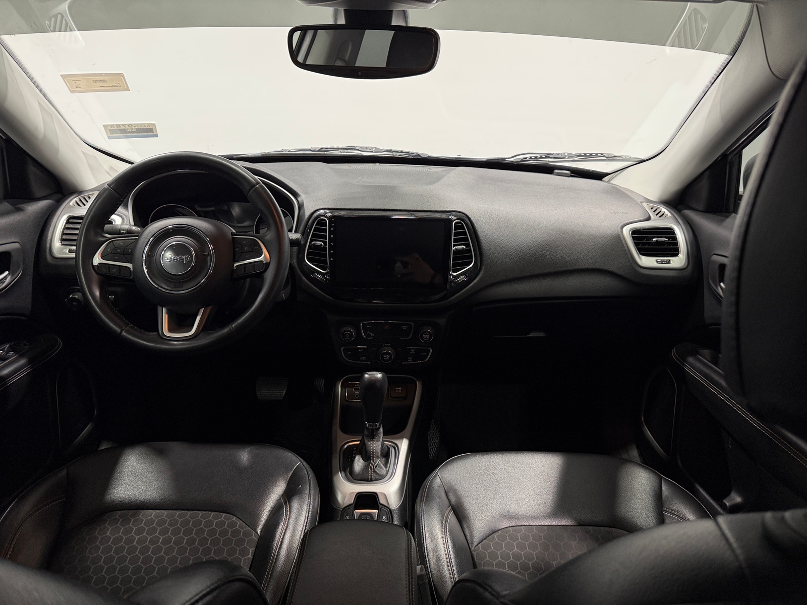 Thumbnail: 2018 Jeep Compass - 3