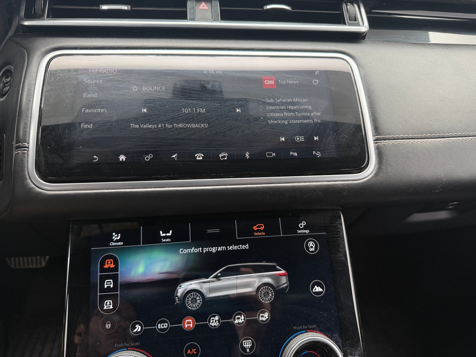 Thumbnail: 2019 Land Rover Range Rover Velar - 3
