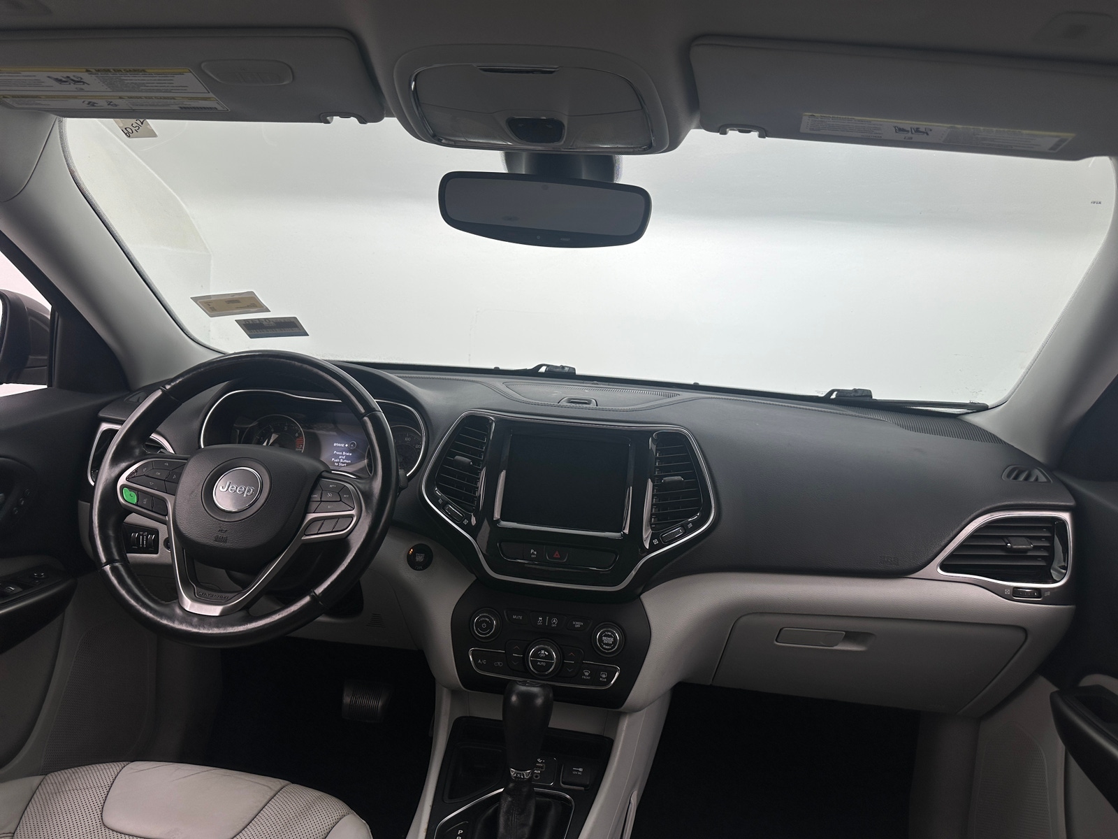 Thumbnail: 2019 Jeep Cherokee - 2