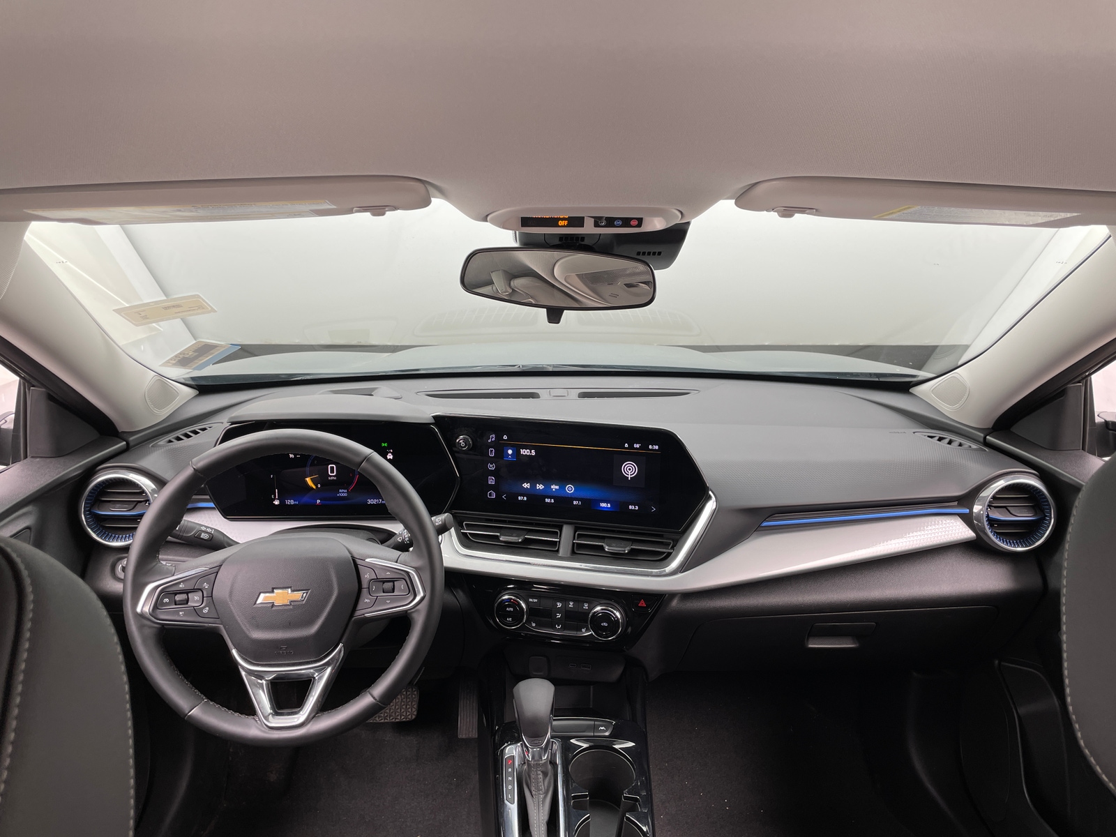 Thumbnail: 2025 Chevrolet Trax - 3