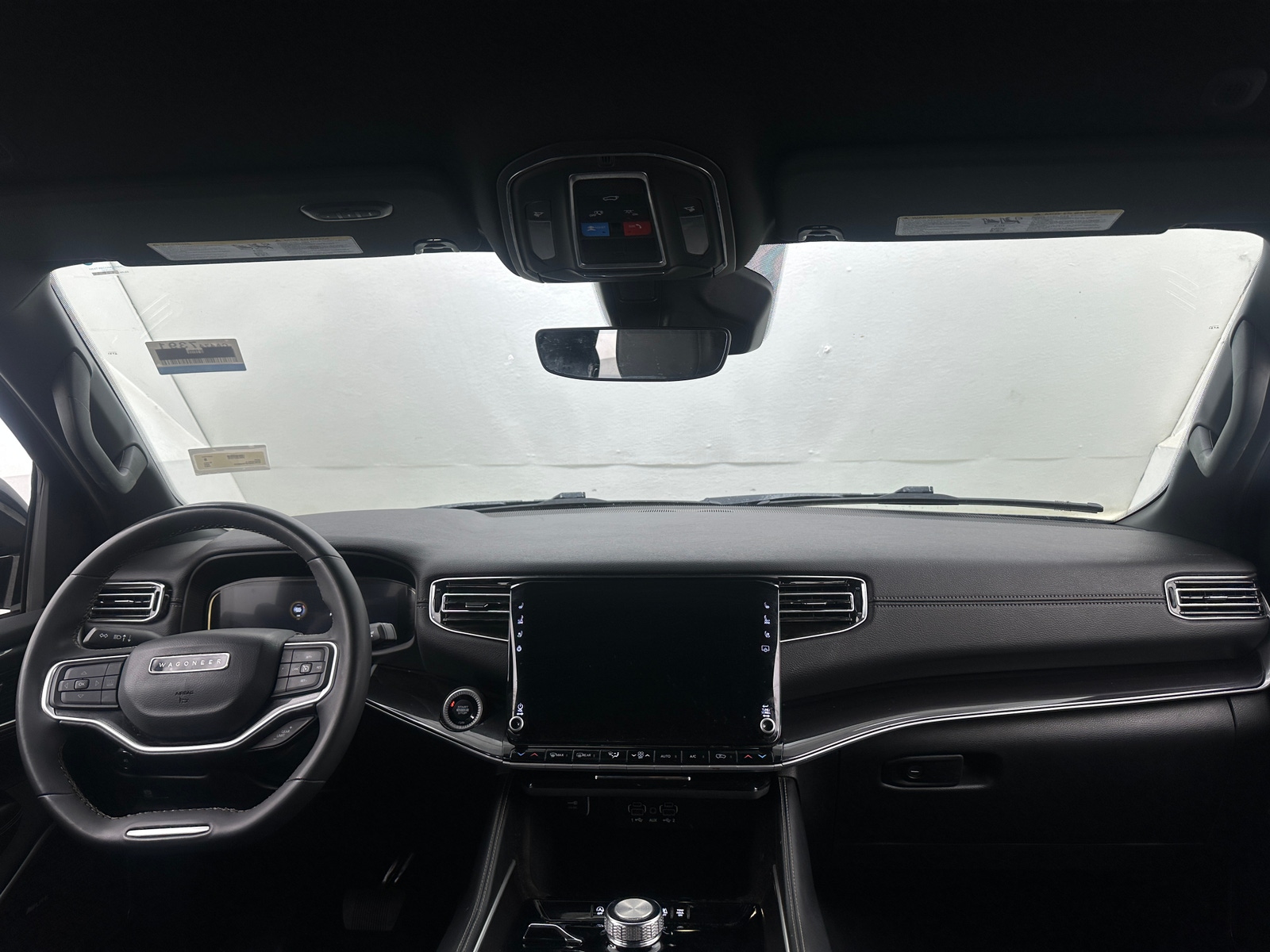 Thumbnail: 2023 Jeep Wagoneer - 2