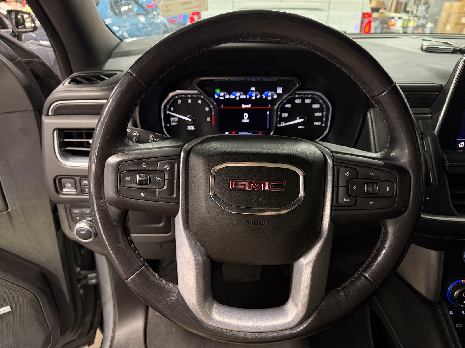 Thumbnail: 2021 GMC Yukon XL - 4